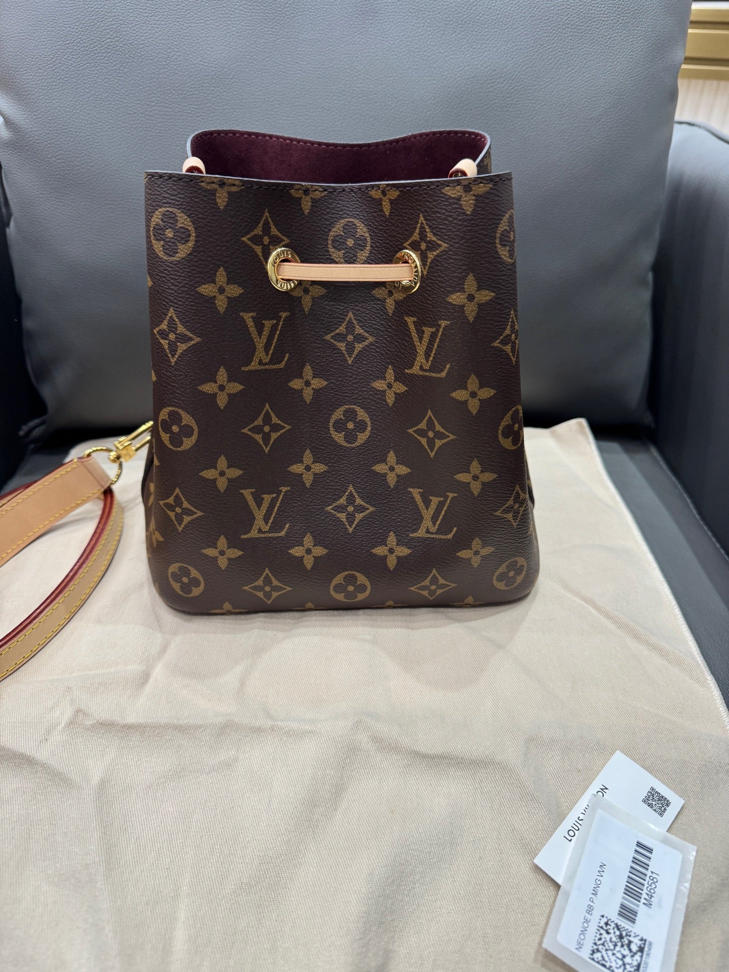 Louis Vuitton - NéoNoé BB - Leather - Brown - (Mini)
