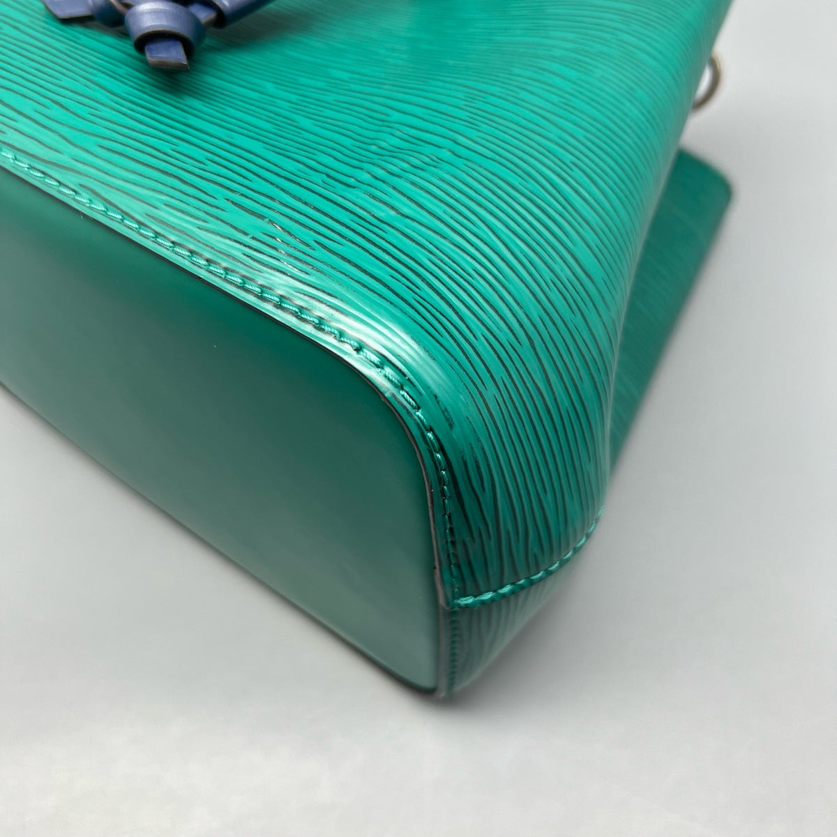 Louis Vuitton - NeoNoe BB - Leather - Green - (mini)