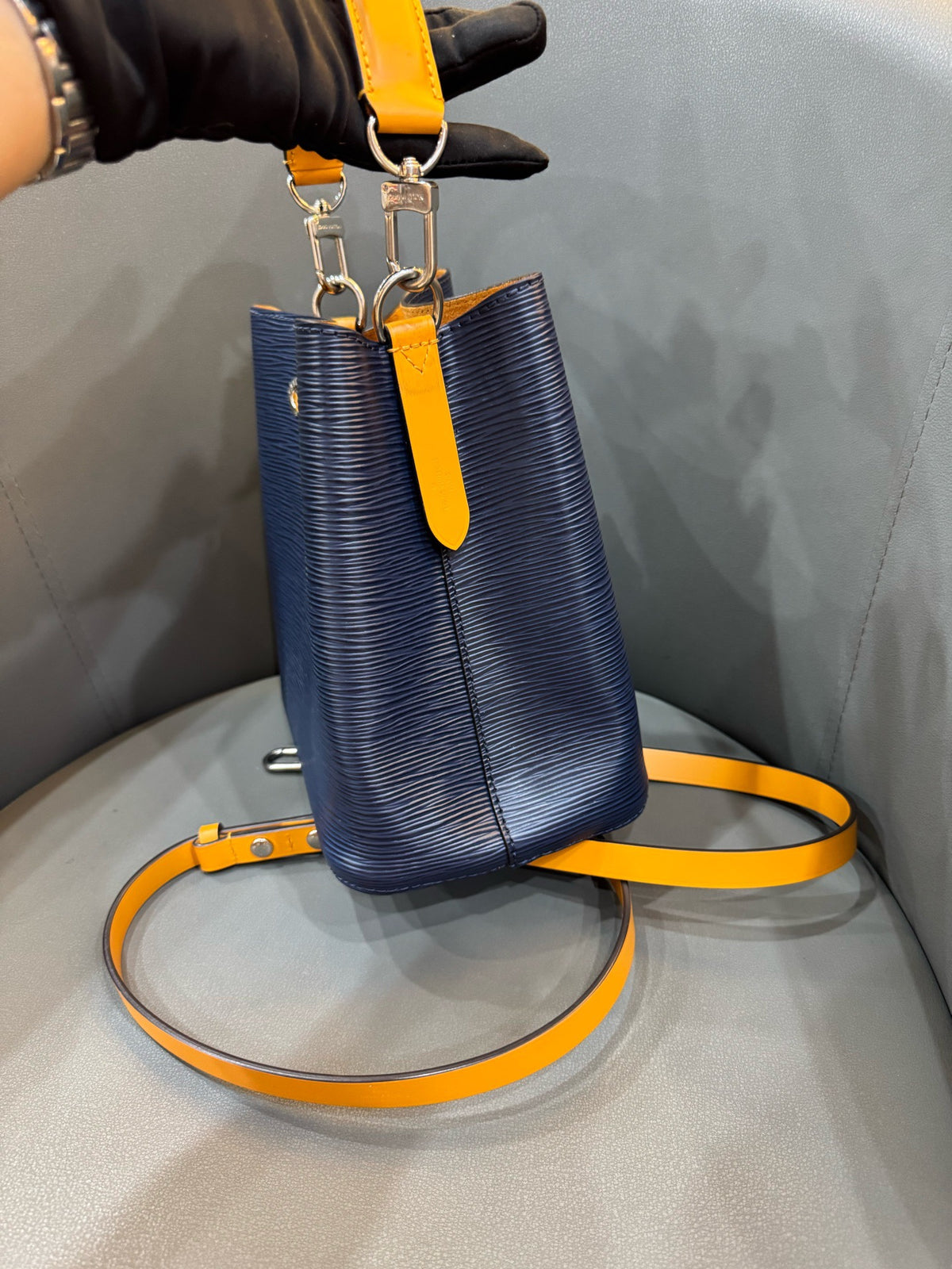 Louis Vuitton - NeoNoe BB - Leather - Multicolour - (mini)