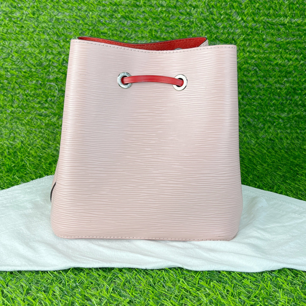 Louis Vuitton - NeoNoe BB - Leather - Pink - (small)