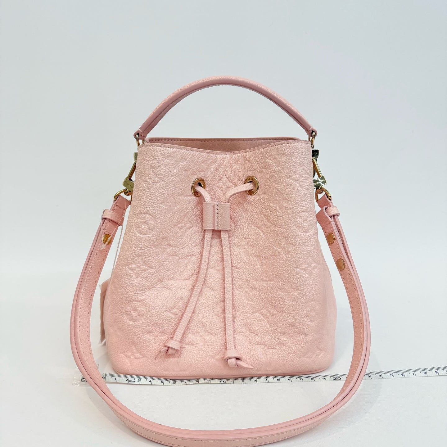 Louis Vuitton - NeoNoe - Embossed Monogram Empreinte Leather - Pink - (medium)