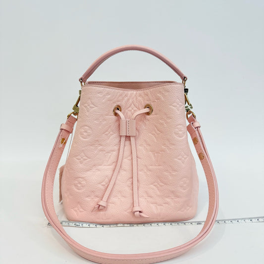 Louis Vuitton - NeoNoe - Embossed Monogram Empreinte Leather - Pink - (medium)