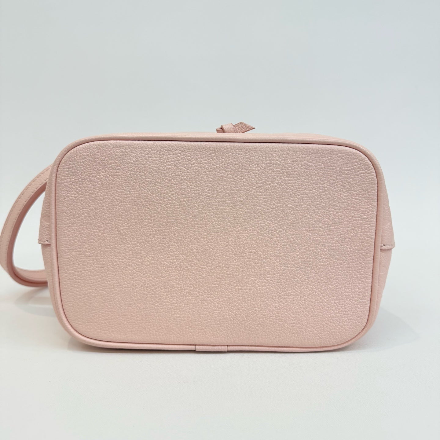 Louis Vuitton - NeoNoe - Embossed Monogram Empreinte Leather - Pink - (medium)
