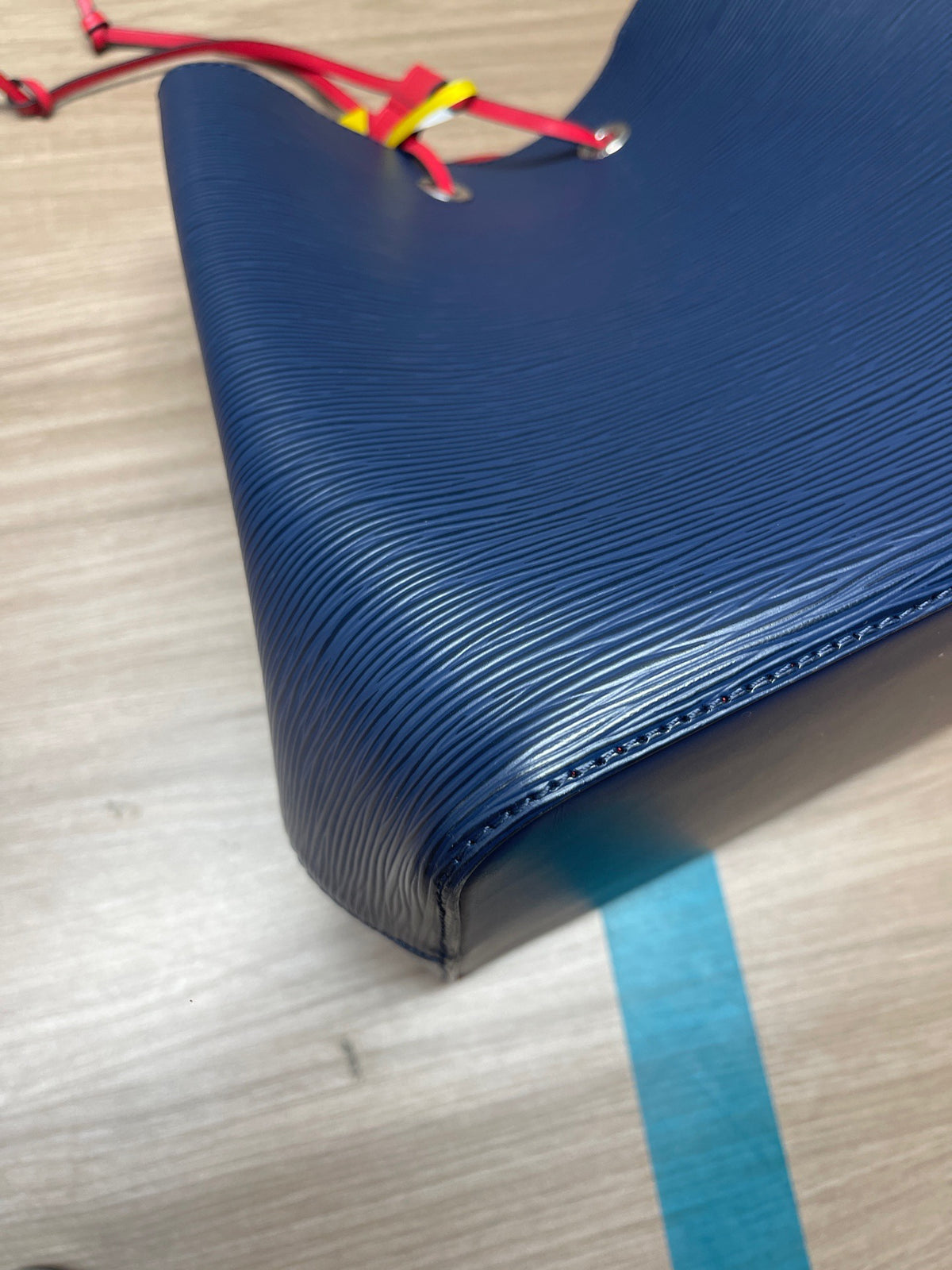 Louis Vuitton - NeoNoe - Leather - Blue