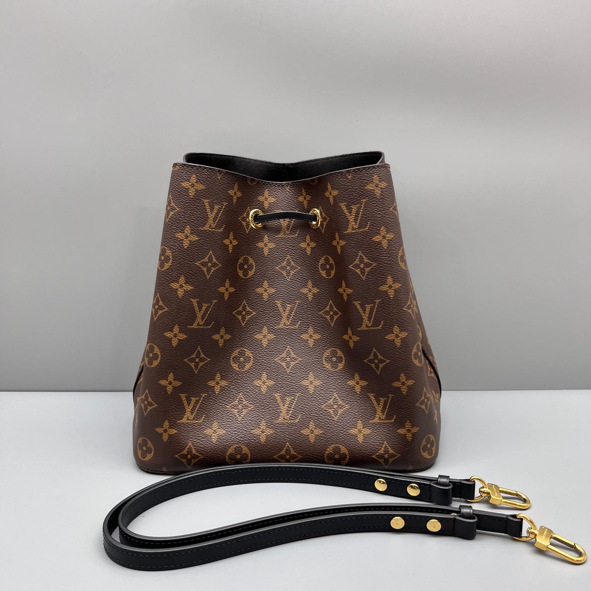 Louis Vuitton - NeoNoe - Leather - Brown - (medium)