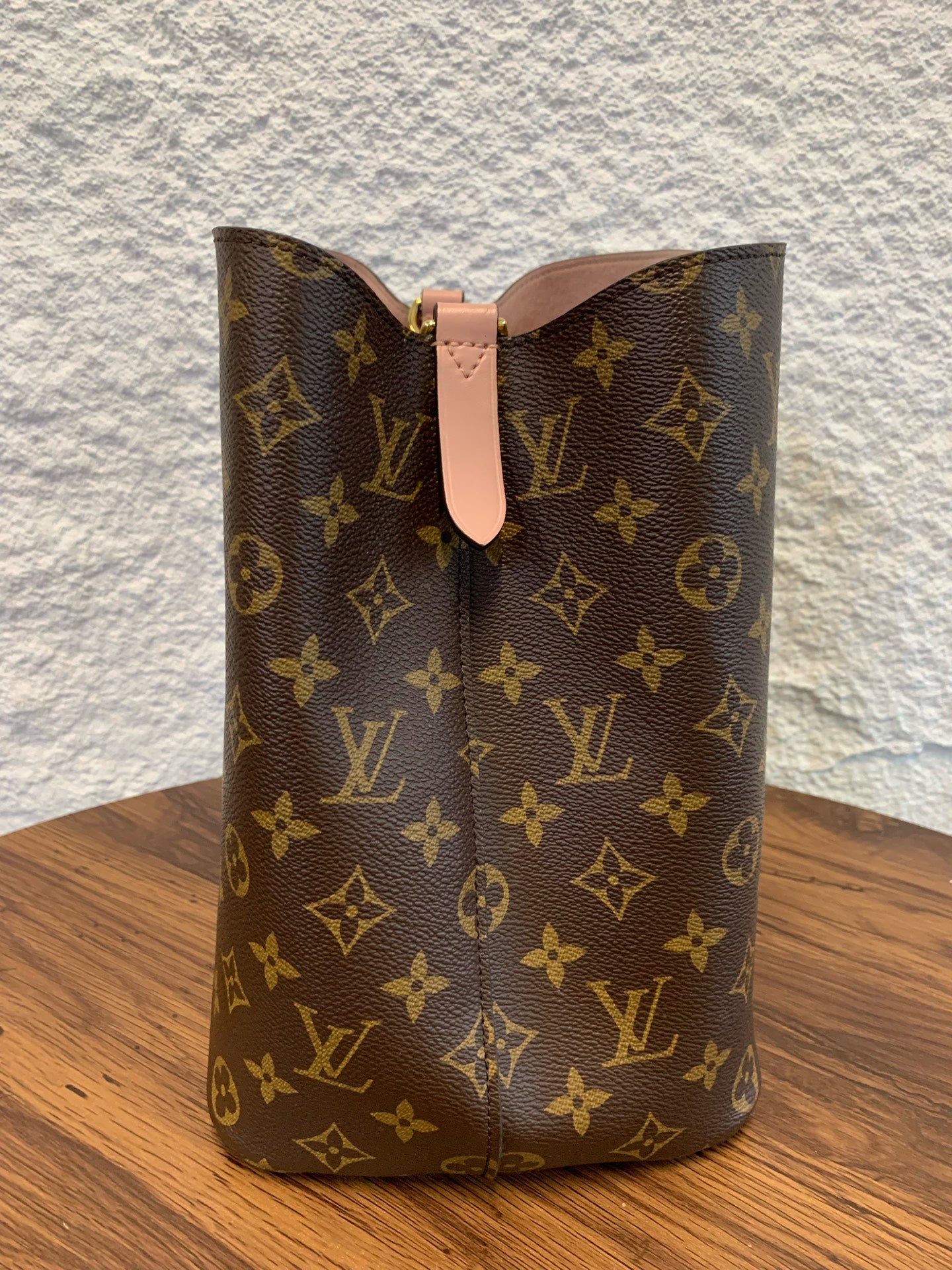Louis Vuitton - NeoNoe - Leather - Brown - (medium)