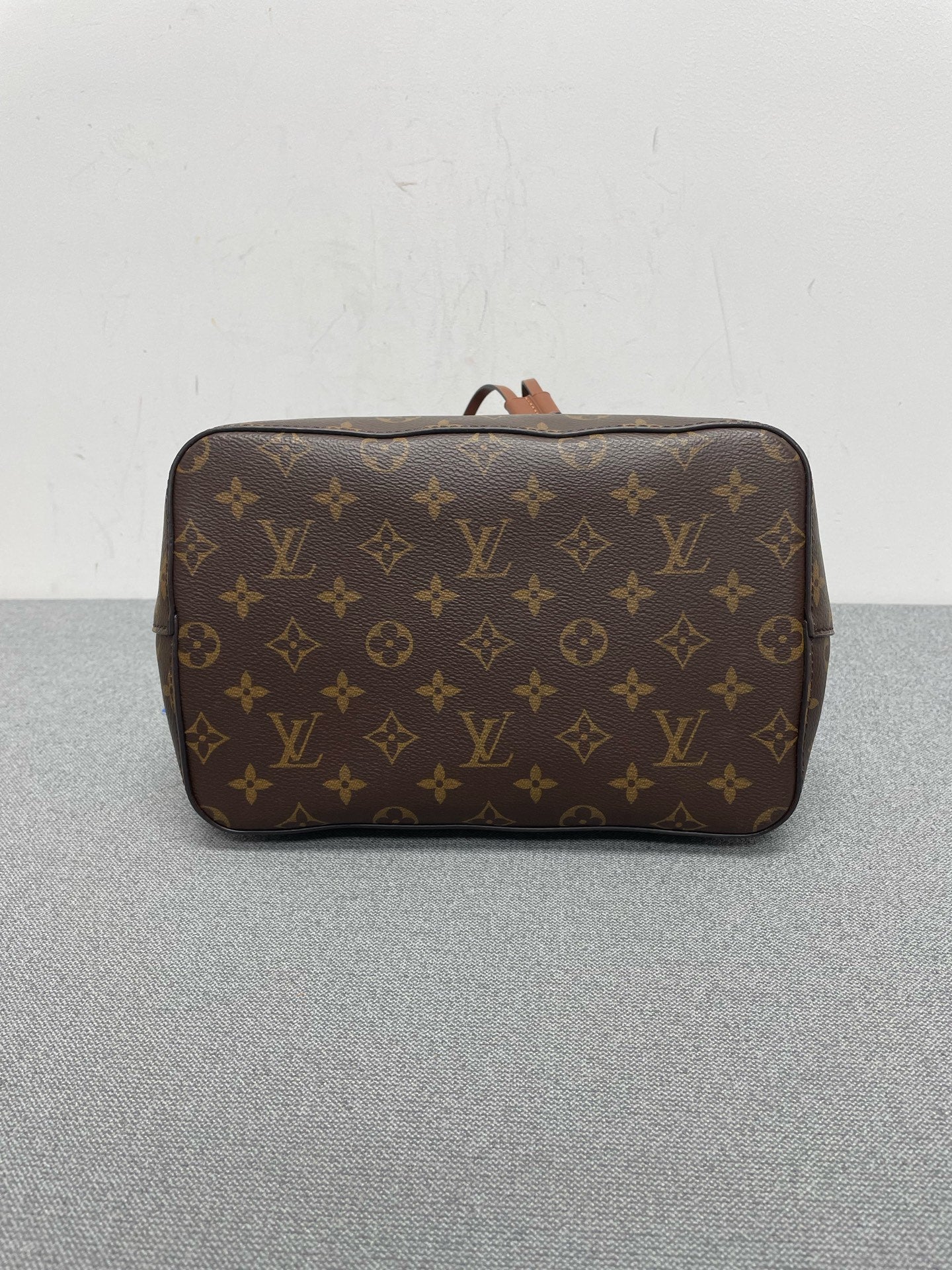 Louis Vuitton - NeoNoe - Leather - Brown - (medium)