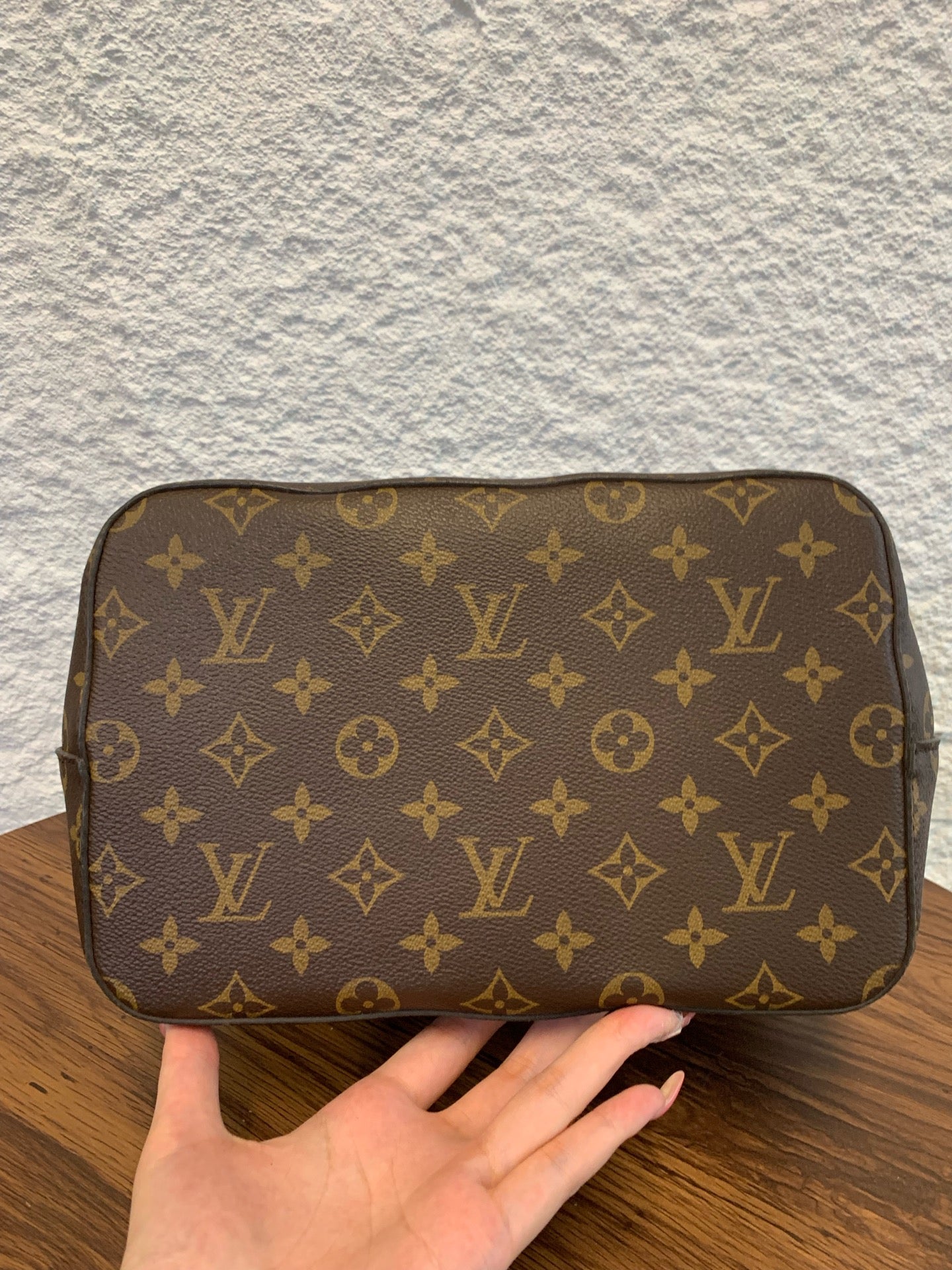 Louis Vuitton - NeoNoe - Leather - Brown - (medium)