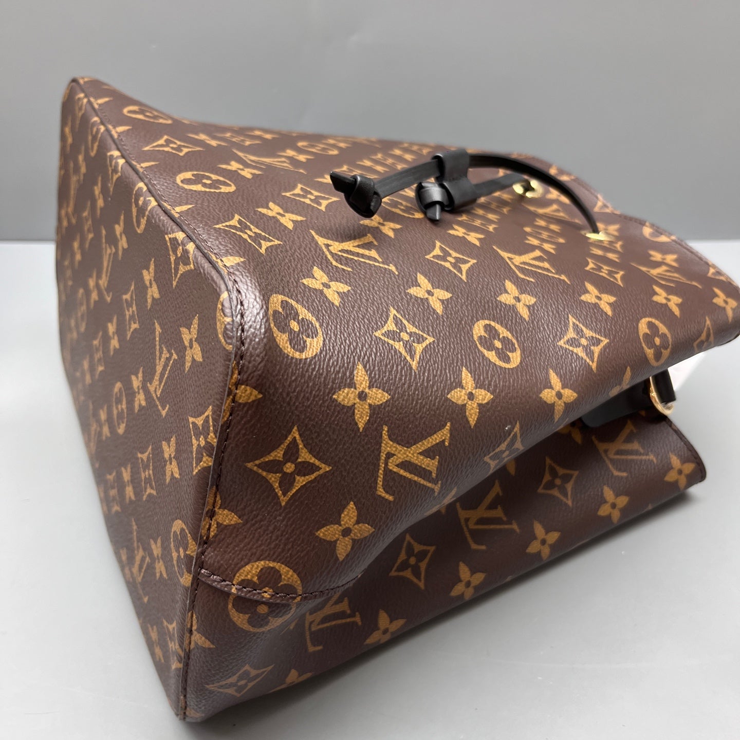 Louis Vuitton - NéoNoé - Leather - Brown - (medium)