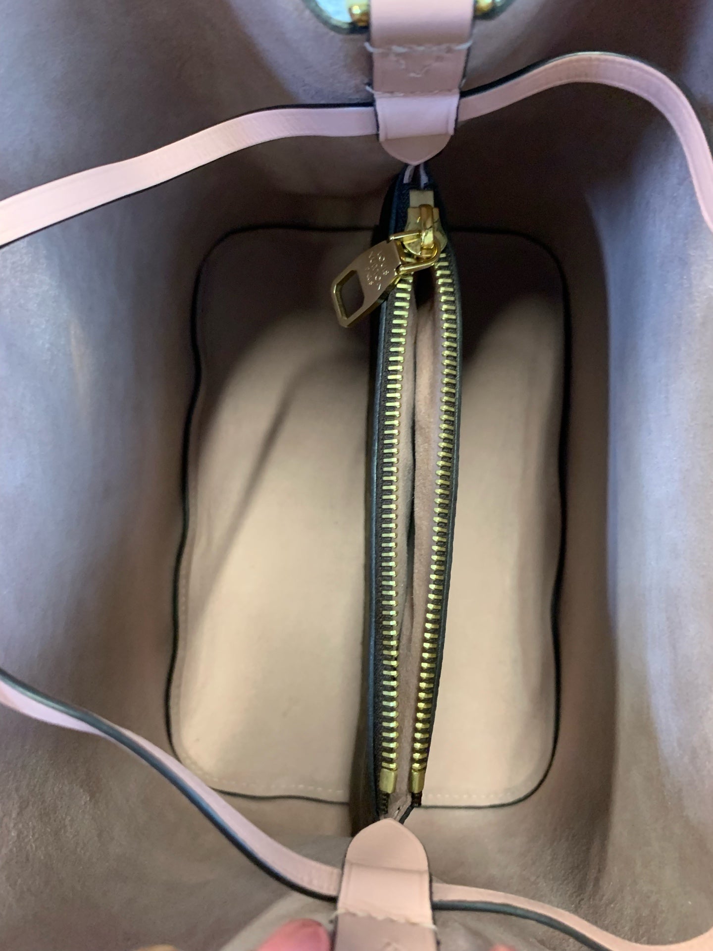Louis Vuitton - NeoNoe - Leather - Brown - (medium)