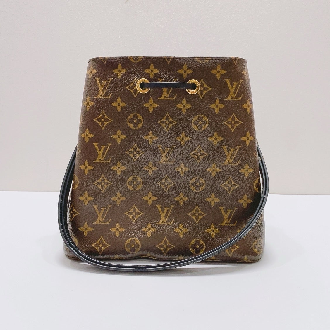 Louis Vuitton - Neonoe - Leather - Brown - (Medium)