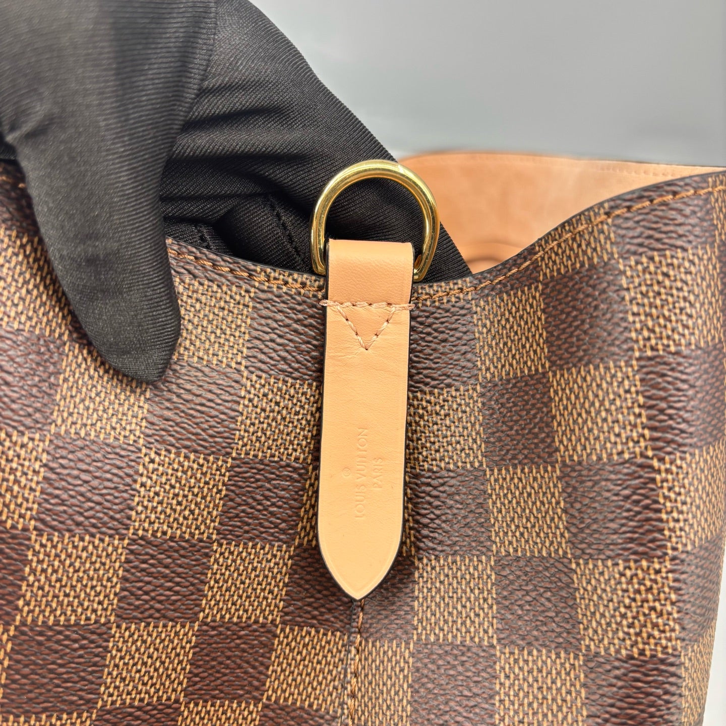 Louis Vuitton - Neonoe - Leather - Brown - (medium)