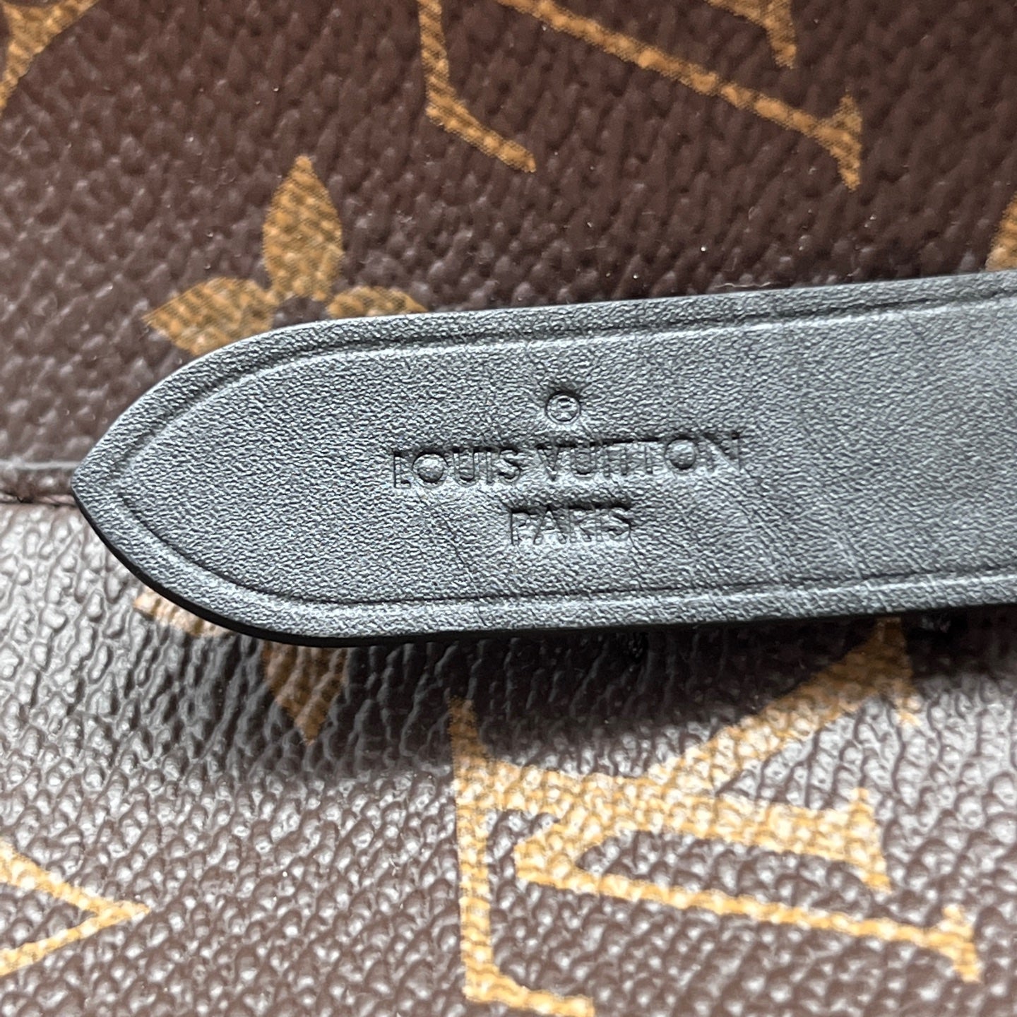 Louis Vuitton - NeoNoe - Leather - Brown - (medium)