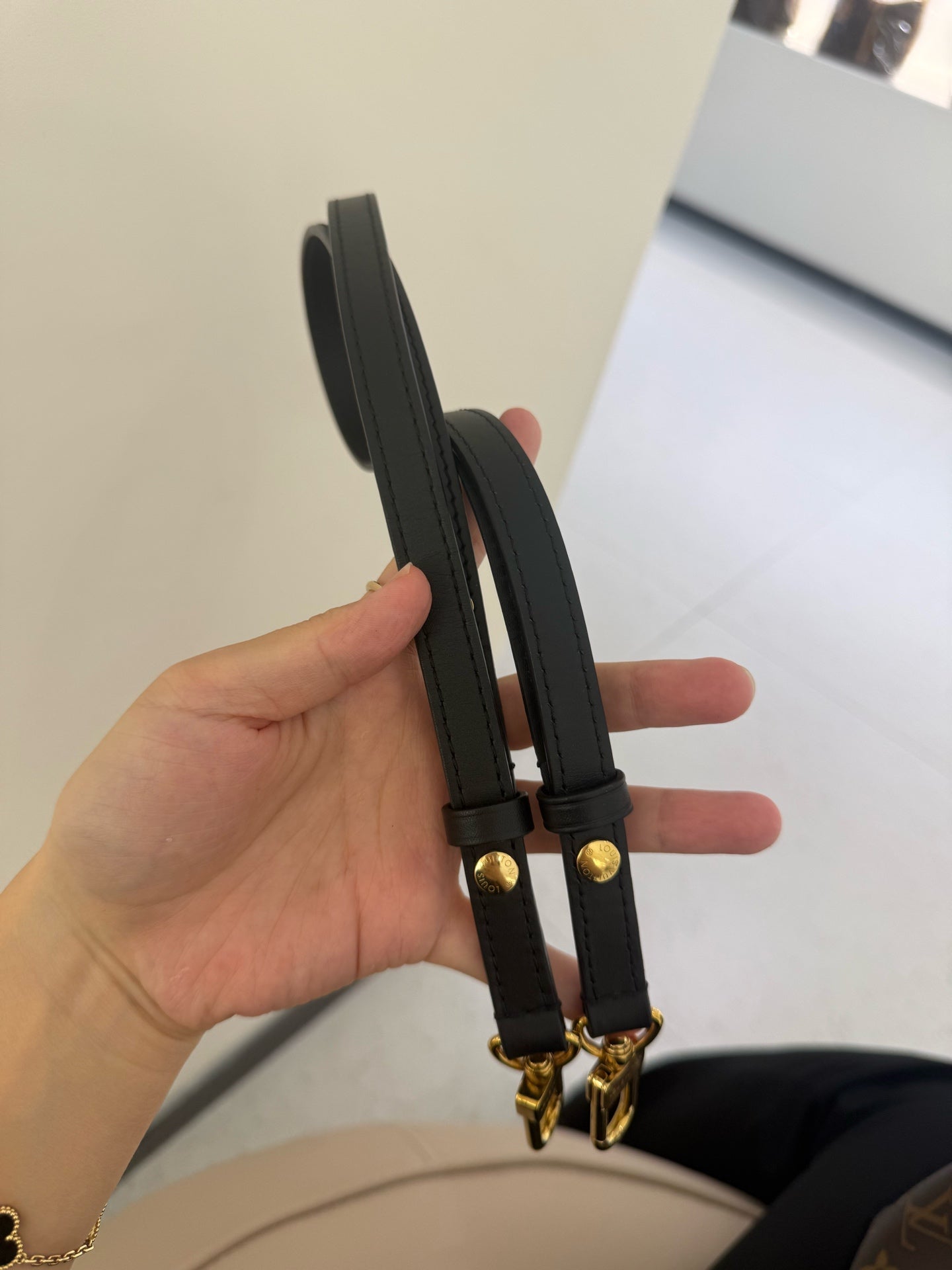 Louis Vuitton - NéoNoé - Leather - Brown - (medium)