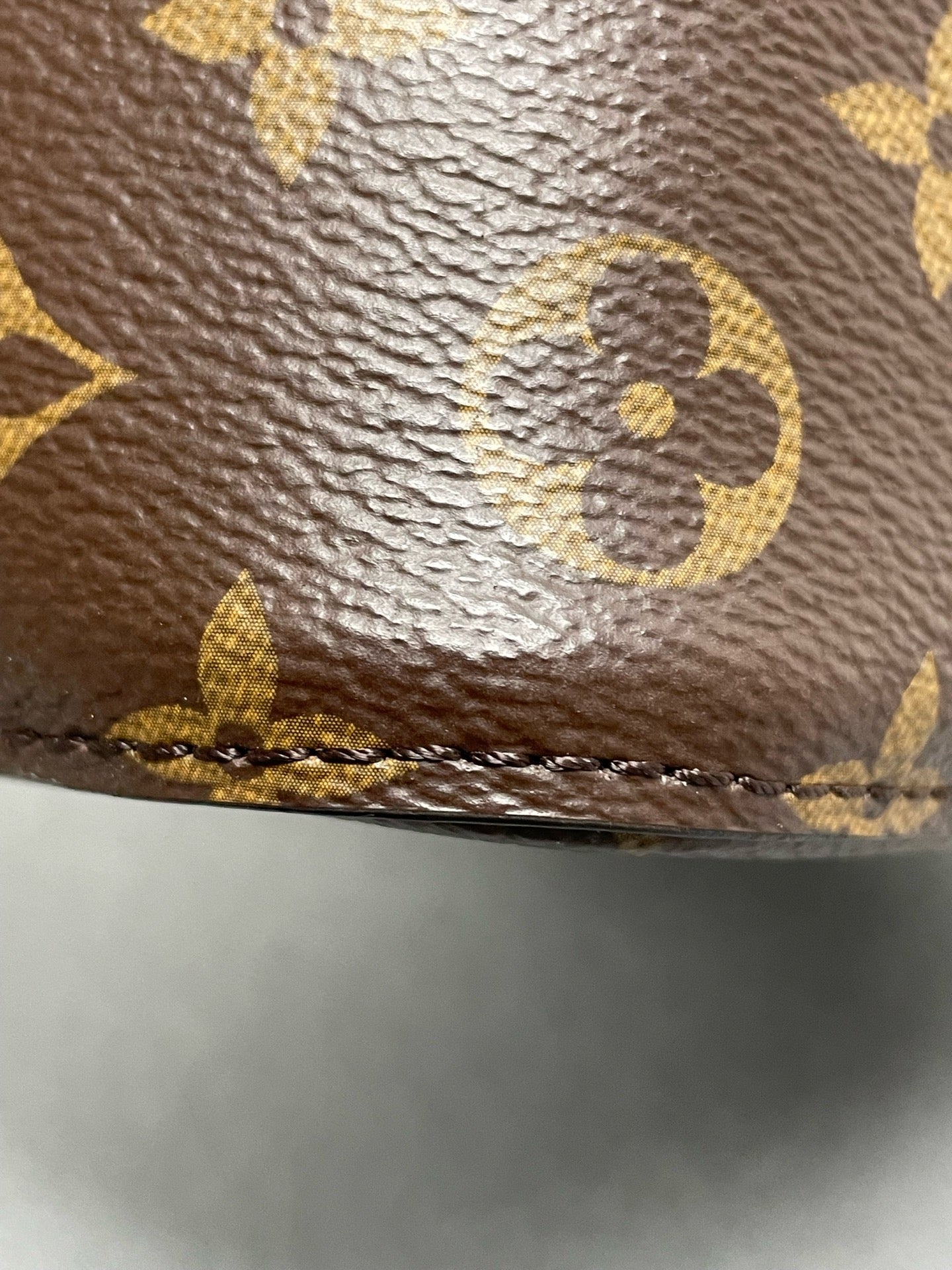 Louis Vuitton - NeoNoe - Leather - Brown - (medium)