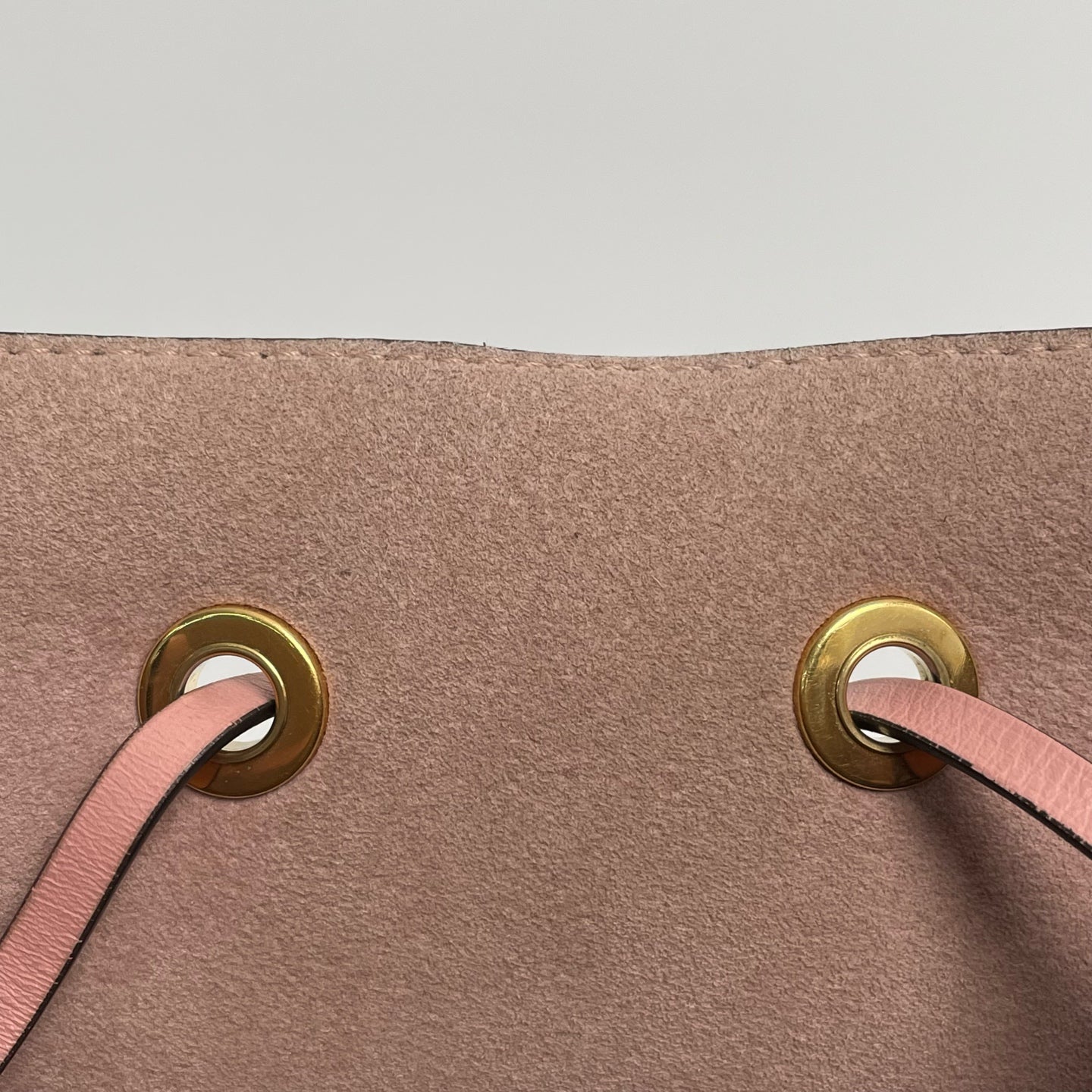 Louis Vuitton - NeoNoe - Leather - Brown - (medium)