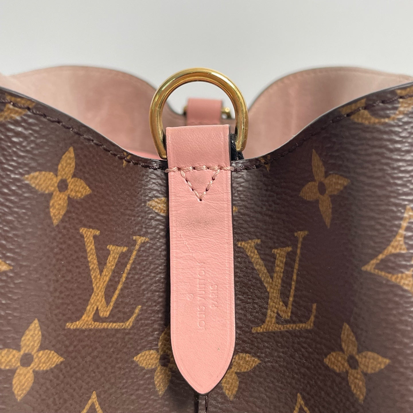 Louis Vuitton - NeoNoe - Leather - Brown - (medium)