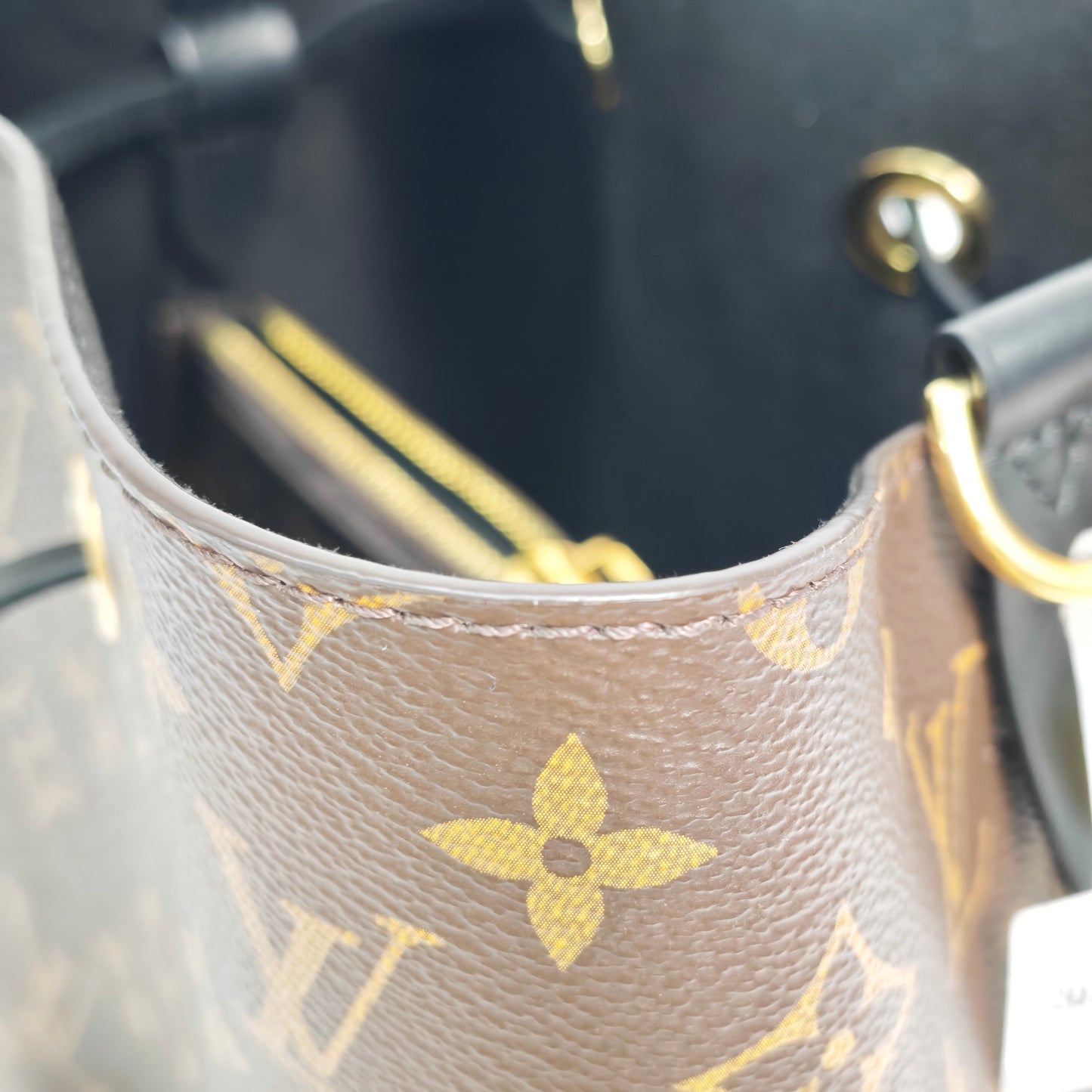 Louis Vuitton - NeoNoe - Leather - Brown - (medium)