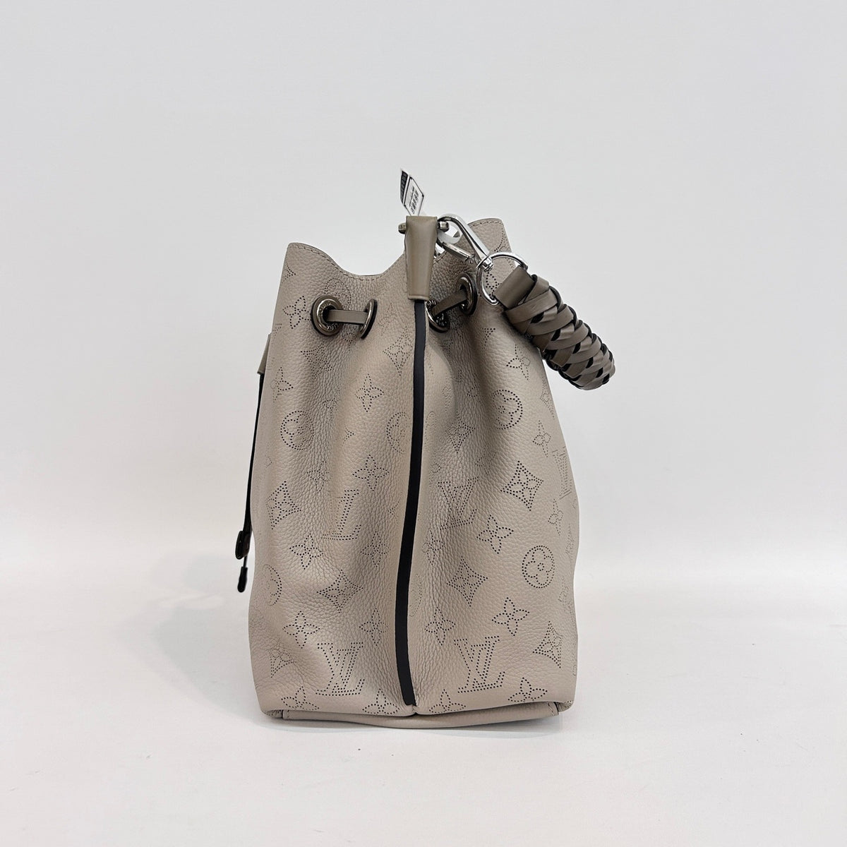 Louis Vuitton - NeoNoe - Leather - Grey