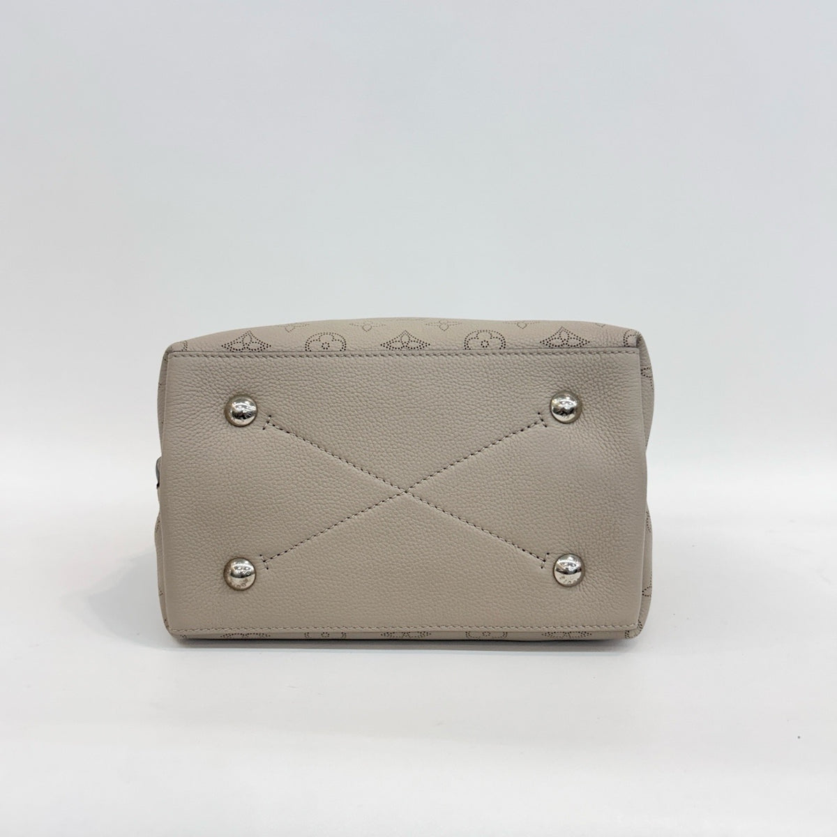Louis Vuitton - NeoNoe - Leather - Grey
