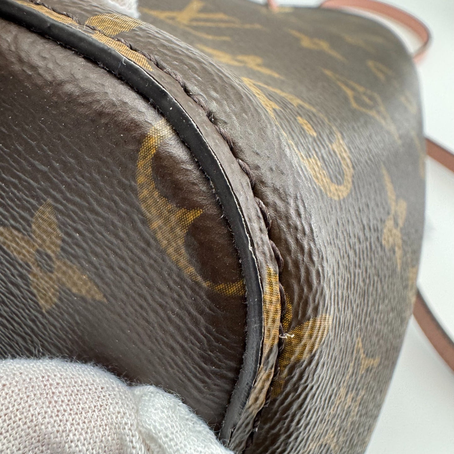 Louis Vuitton - NéoNoé - Leather - Multicolour - (Medium)