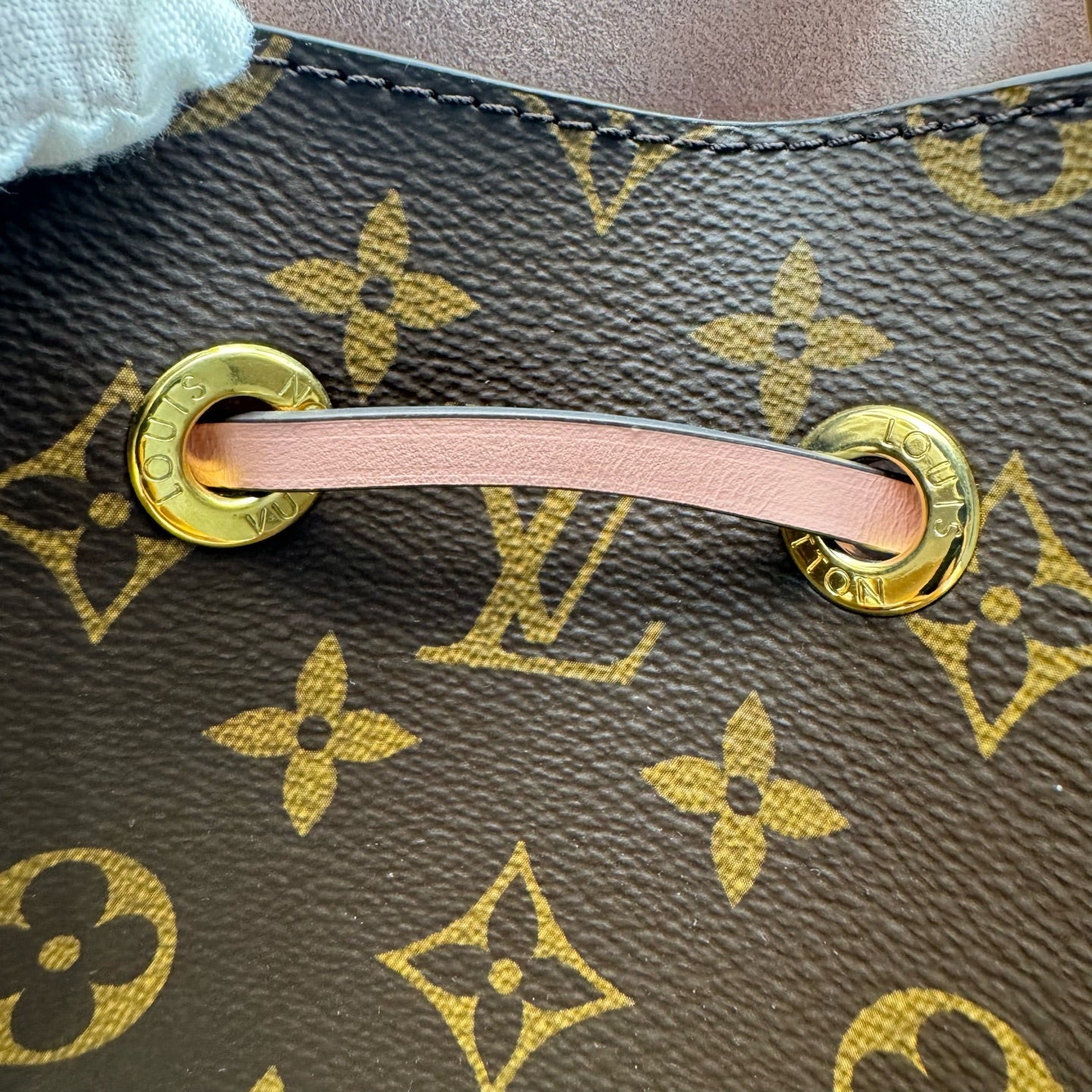 Louis Vuitton - NéoNoé - Leather - Multicolour - (Medium)