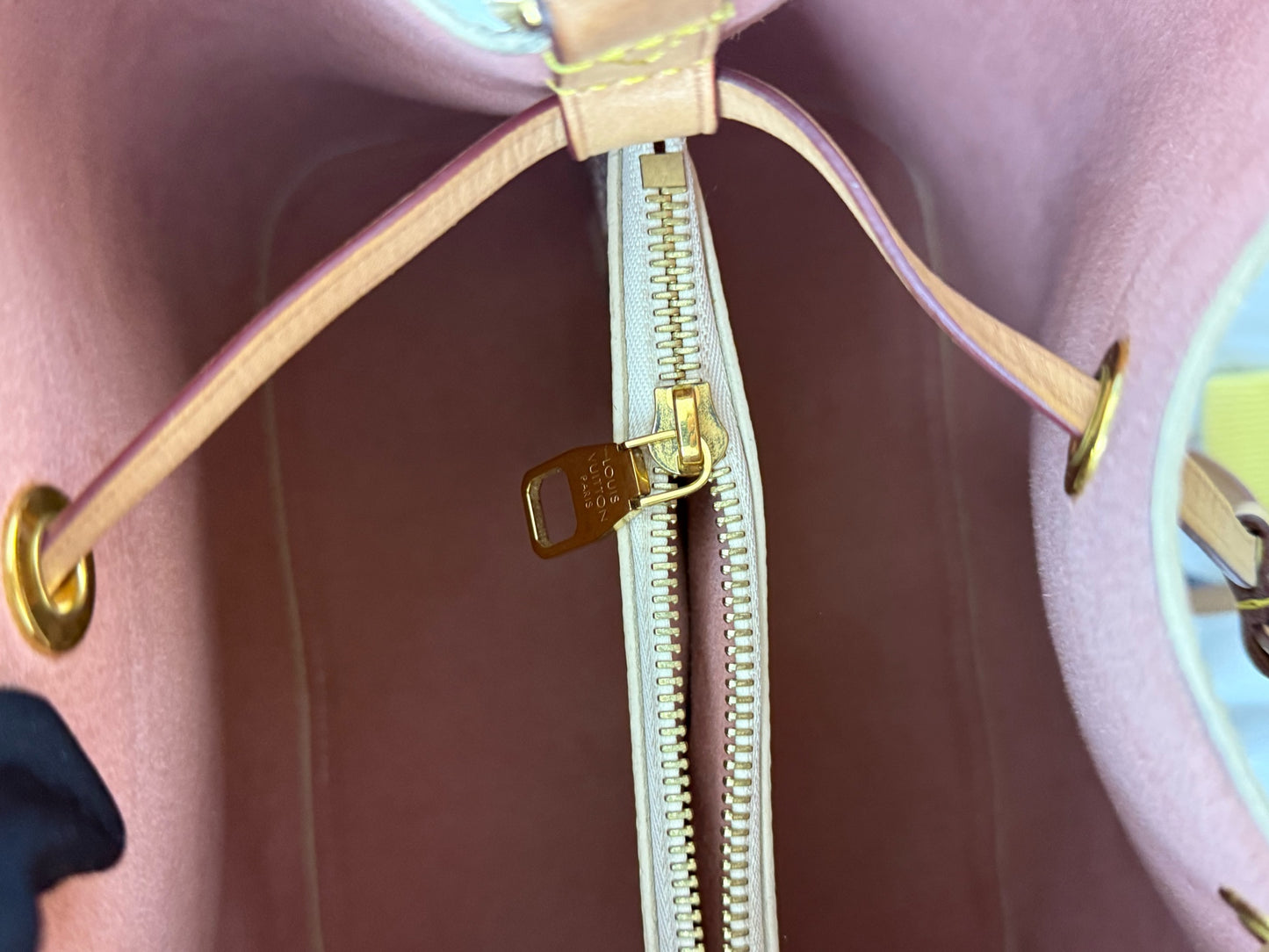 Louis Vuitton - NéoNoé - Leather - Multicolour - (medium)