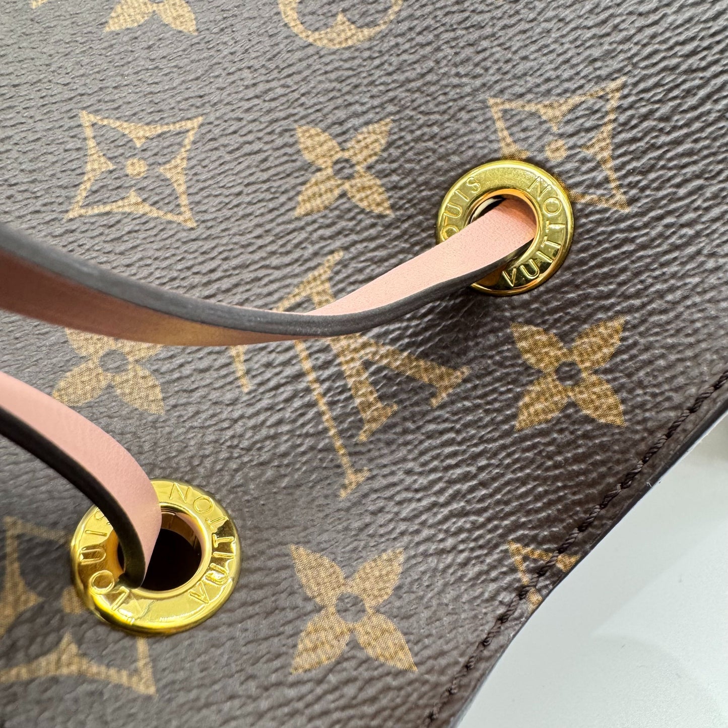 Louis Vuitton - NéoNoé - Leather - Multicolour - (medium)