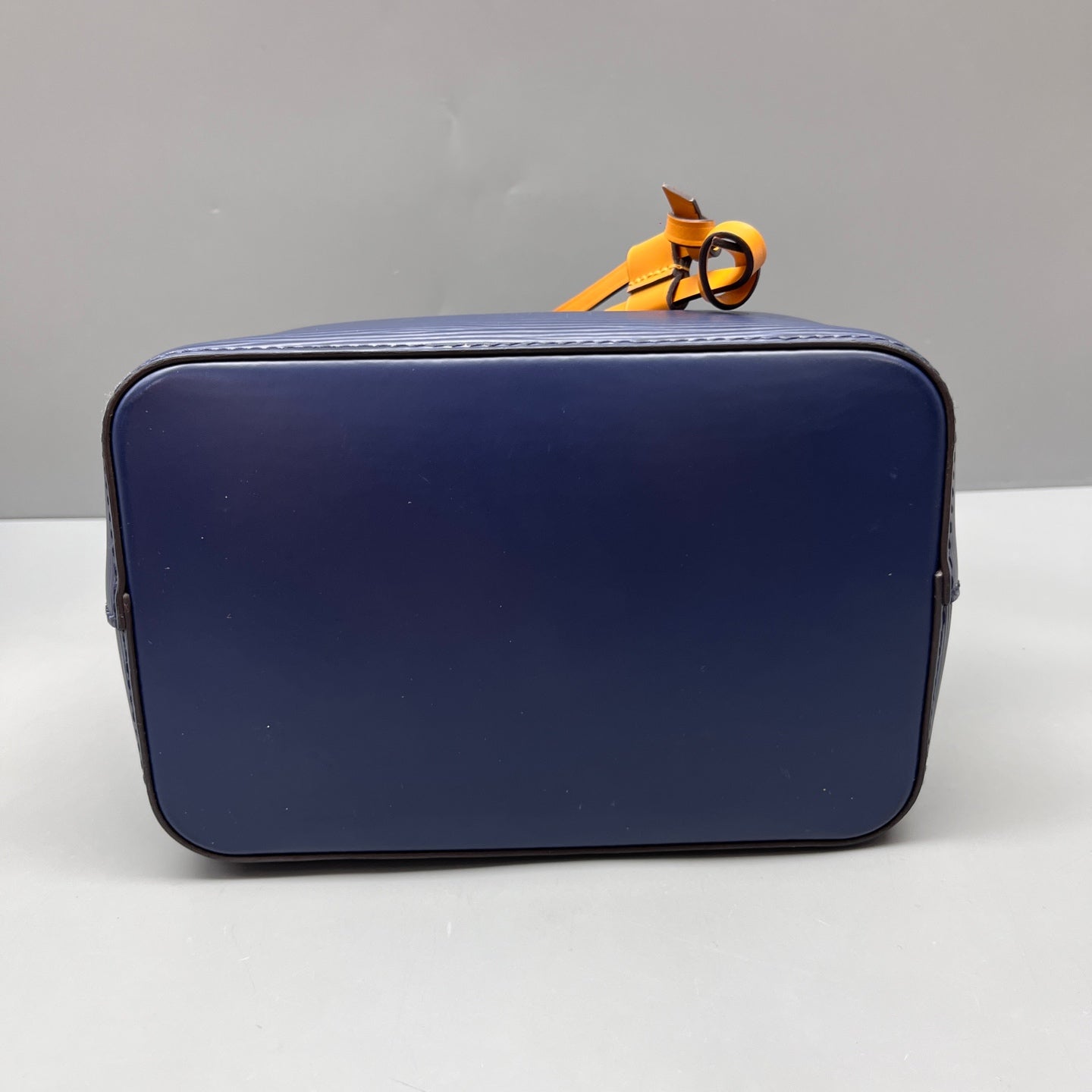Louis Vuitton - NéoNoé - Leather - Multicolour - (mini)
