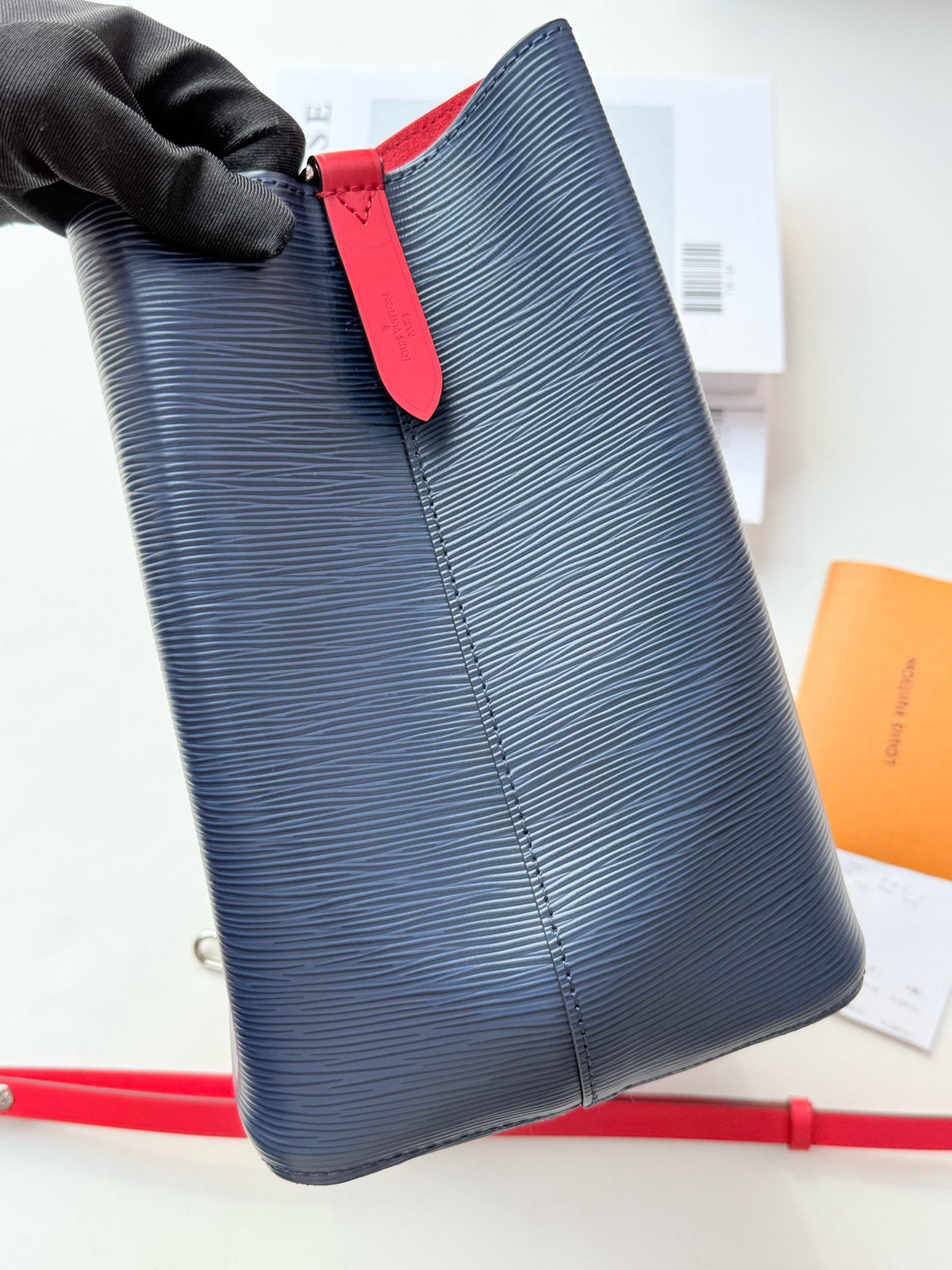 Louis Vuitton - NeoNoe - Leather - Navy - (medium)
