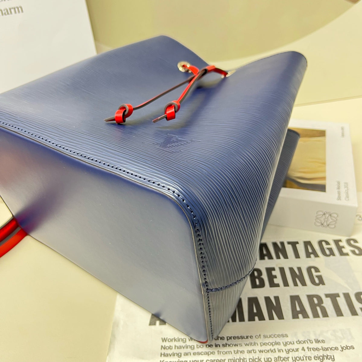 Louis Vuitton - NeoNoe - Leather - Navy - (medium)