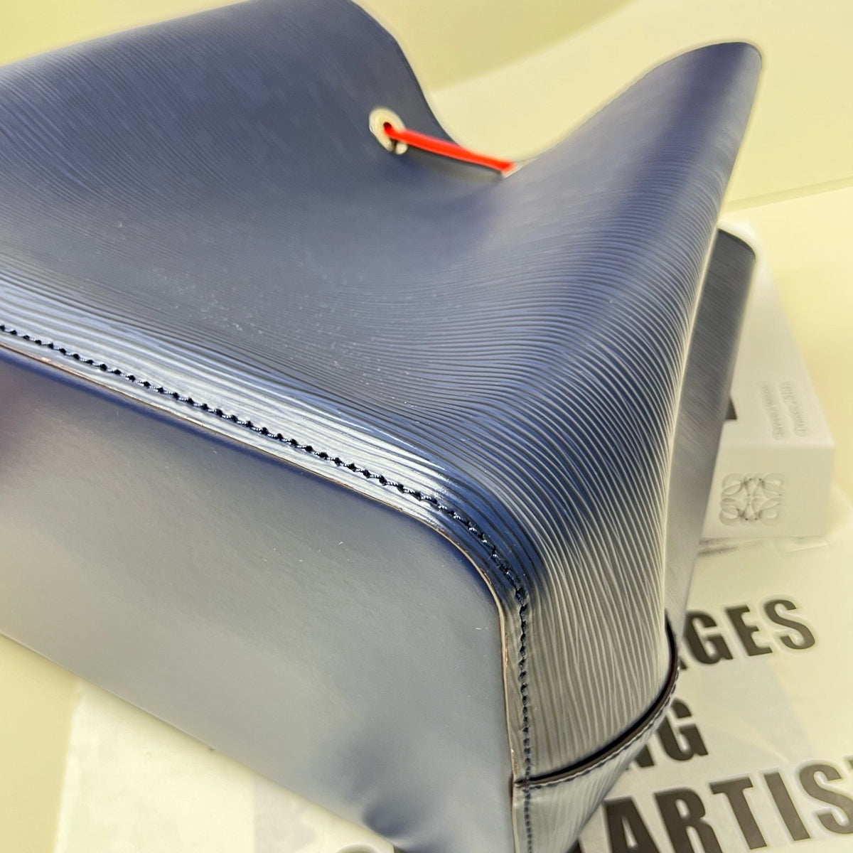 Louis Vuitton - NeoNoe - Leather - Navy - (medium)