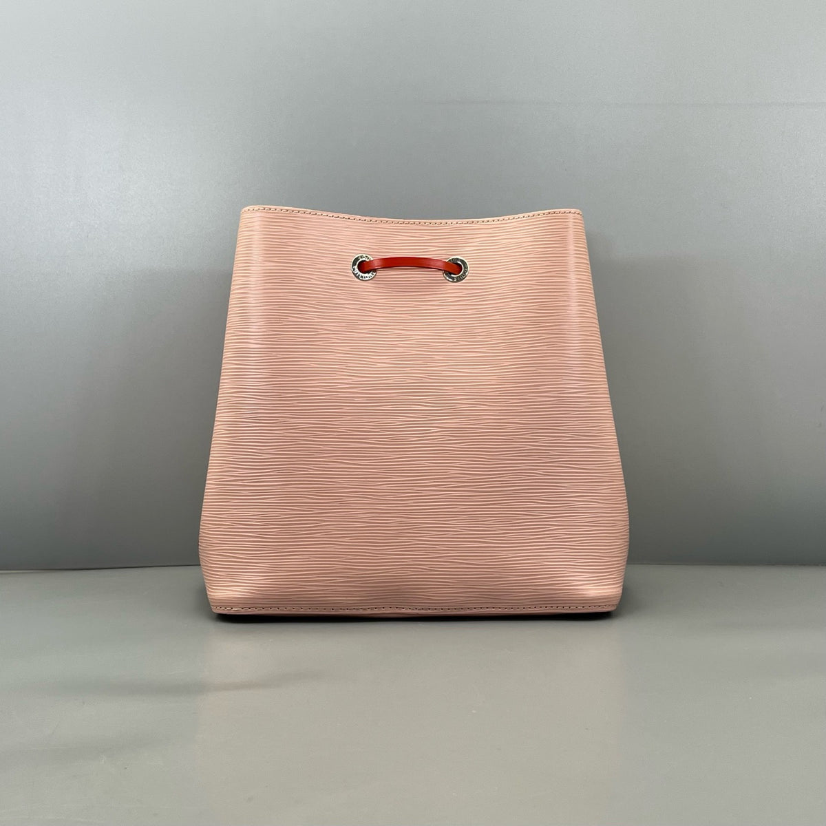 Louis Vuitton - NeoNoe - Leather - Pink - (medium)