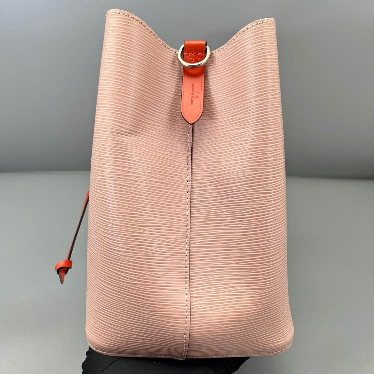 Louis Vuitton - NeoNoe - Leather - Pink - (medium)