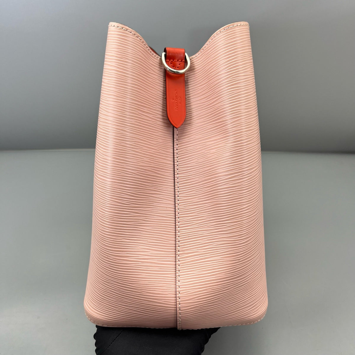 Louis Vuitton - NeoNoe - Leather - Pink - (medium)
