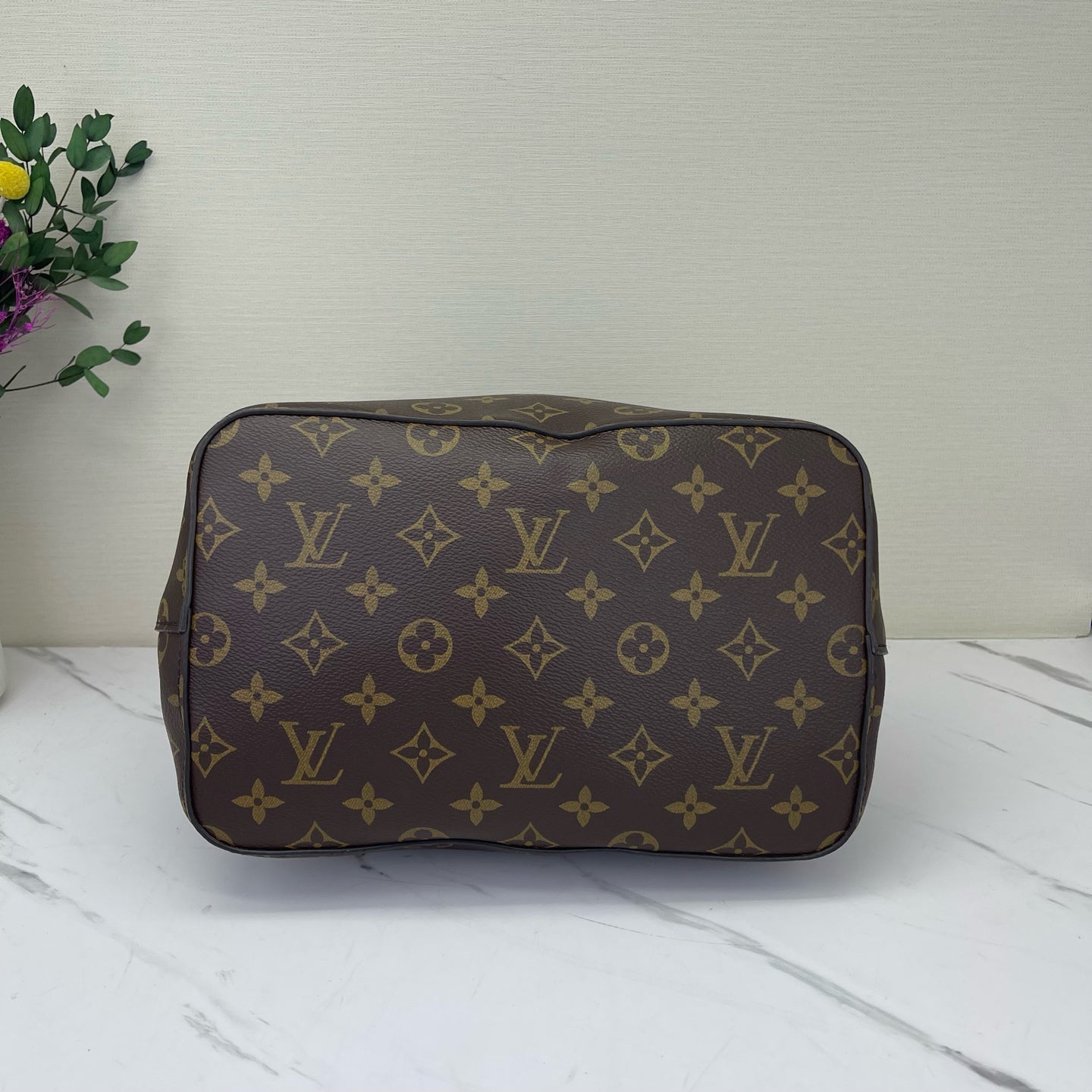 Louis Vuitton - NeoNoe - Leather - Pink - (medium)