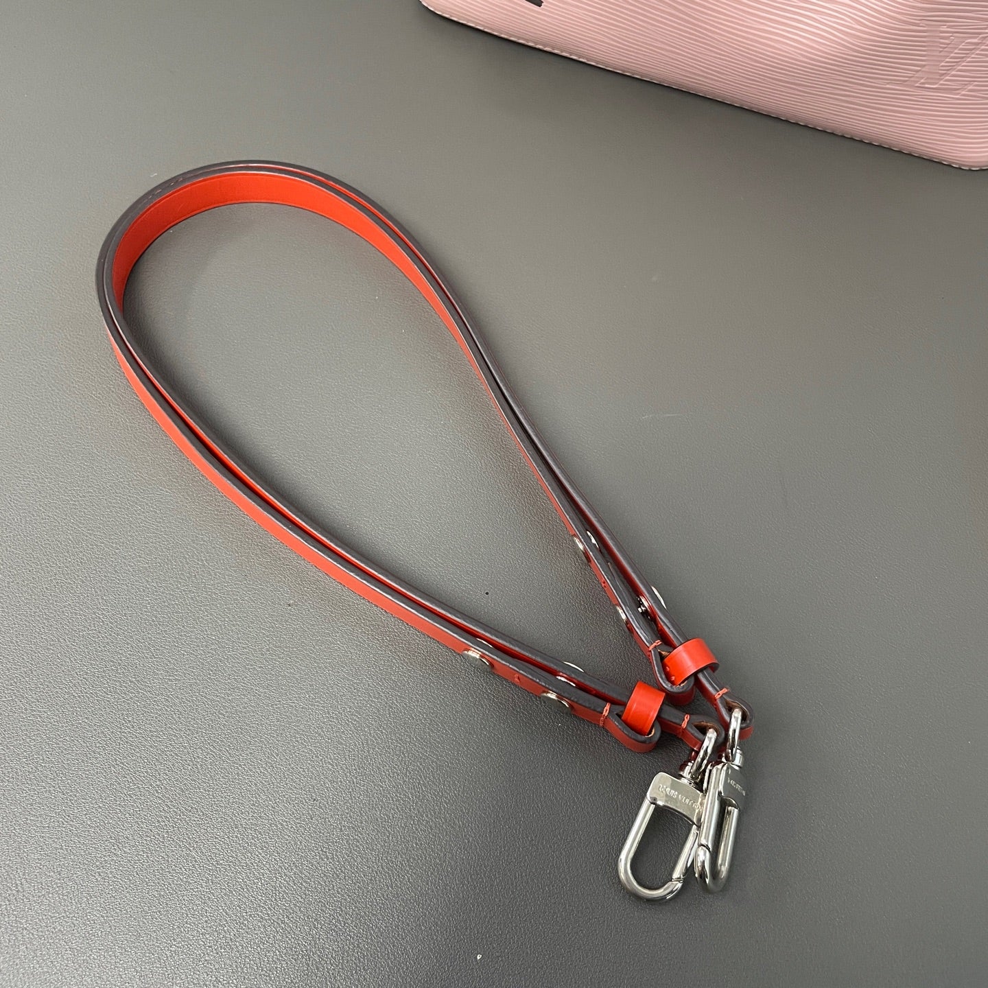 Louis Vuitton - NéoNoé - Leather - Pink - (medium)