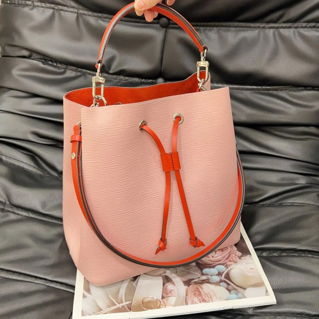 Louis Vuitton - NeoNoe Medium - Leather - Multicolour - (Medium)