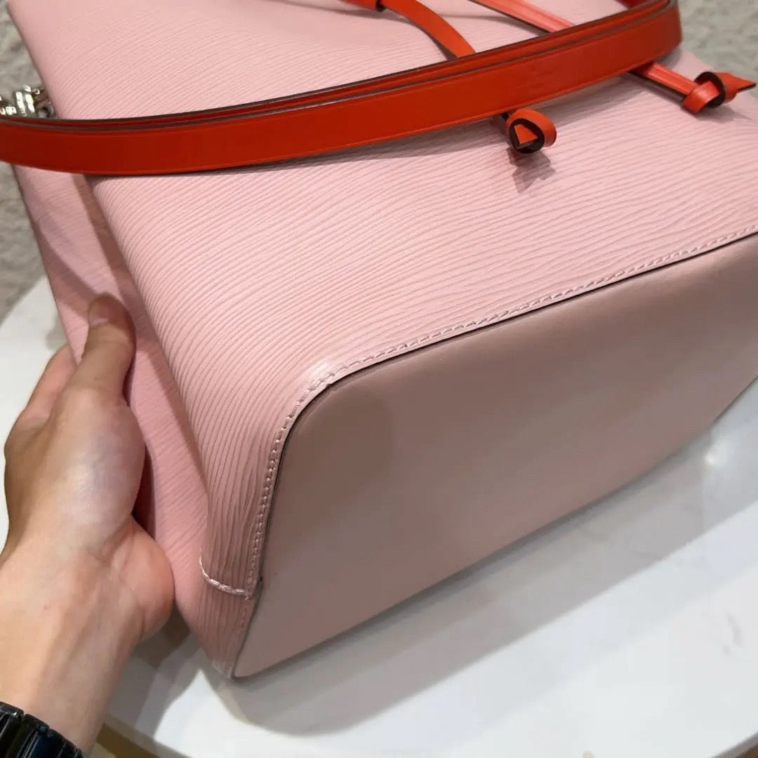 Louis Vuitton - NeoNoe Medium - Leather - Multicolour - (Medium)