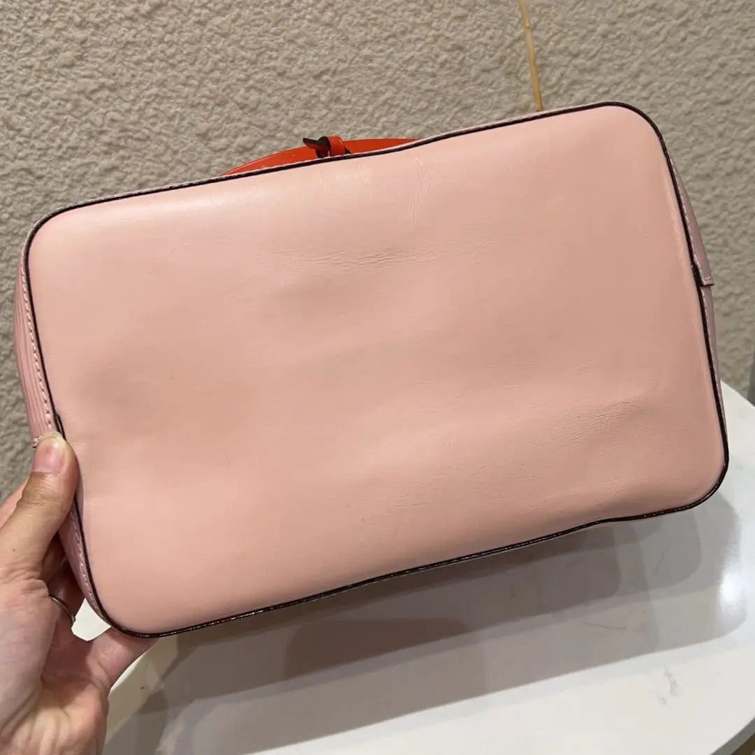 Louis Vuitton - NeoNoe Medium - Leather - Multicolour - (Medium)