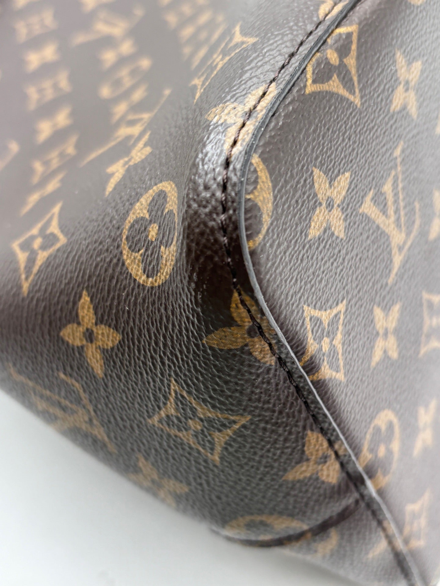 Louis Vuitton - NéoNoé MM - Leather - Multicolour - (medium)