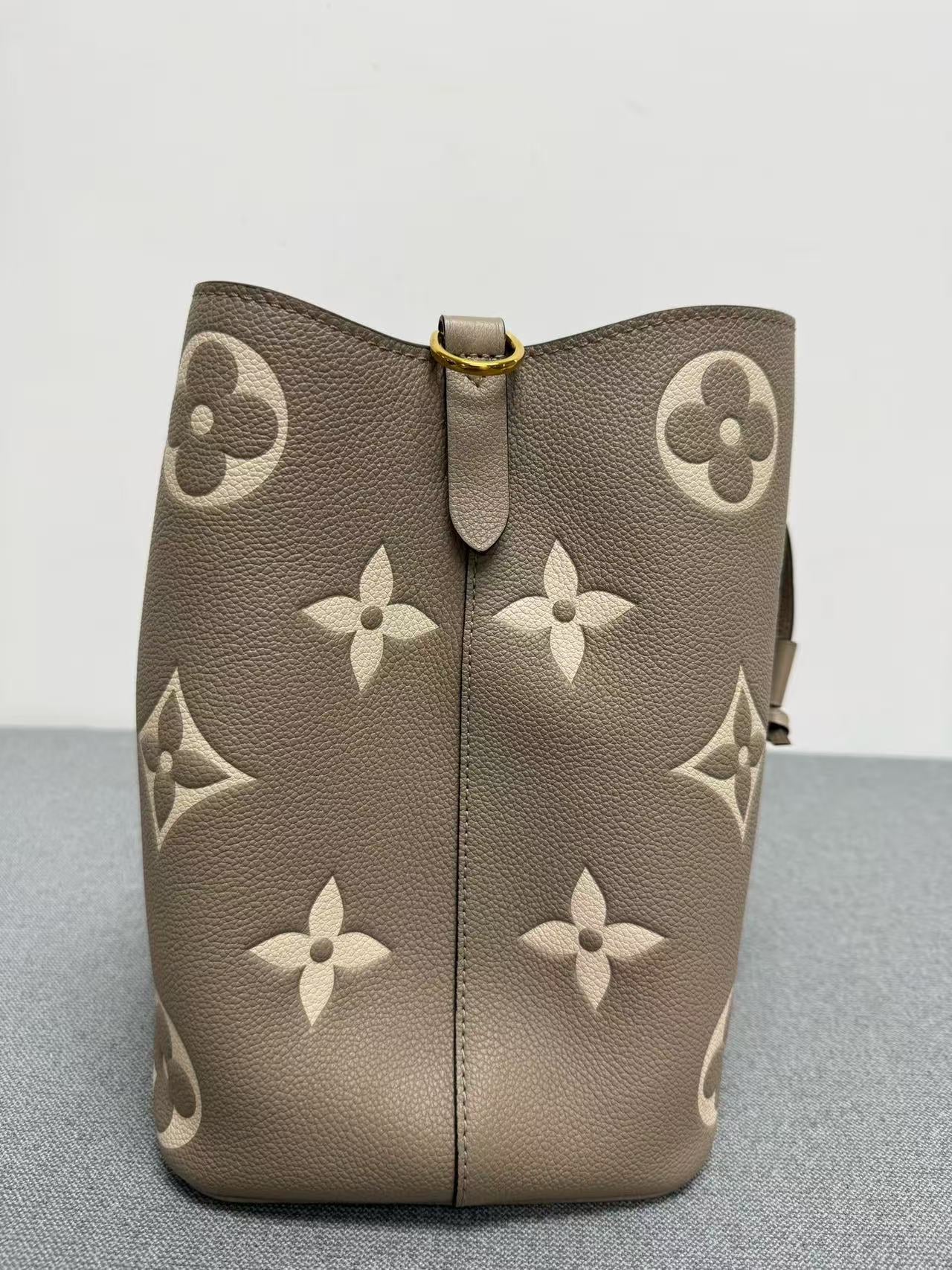 Louis Vuitton - NéoNoé MM - Monogram Empreinte Leather - Taupe / Elephant Grey with Cream Monogram - (Medium)