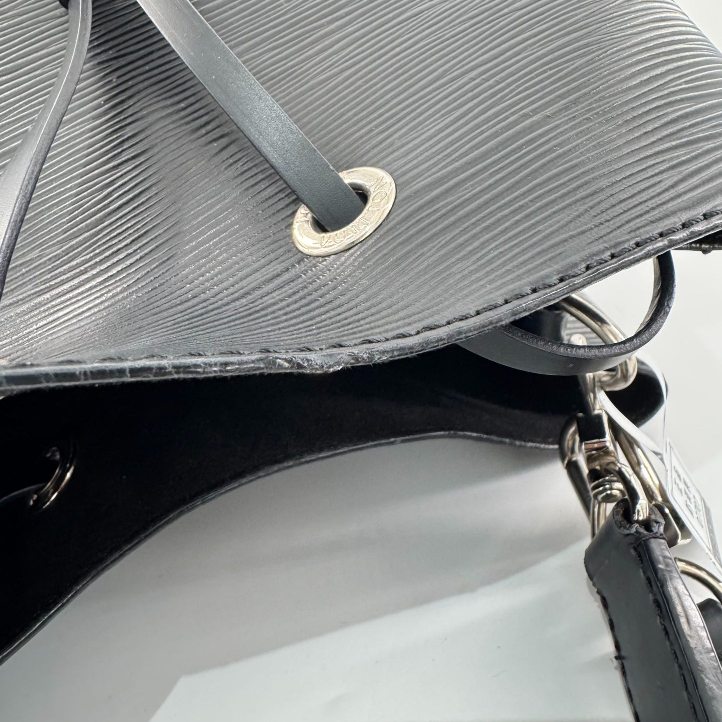 Louis Vuitton - NeoNoe PM - Epi leather - Black - (Medium)