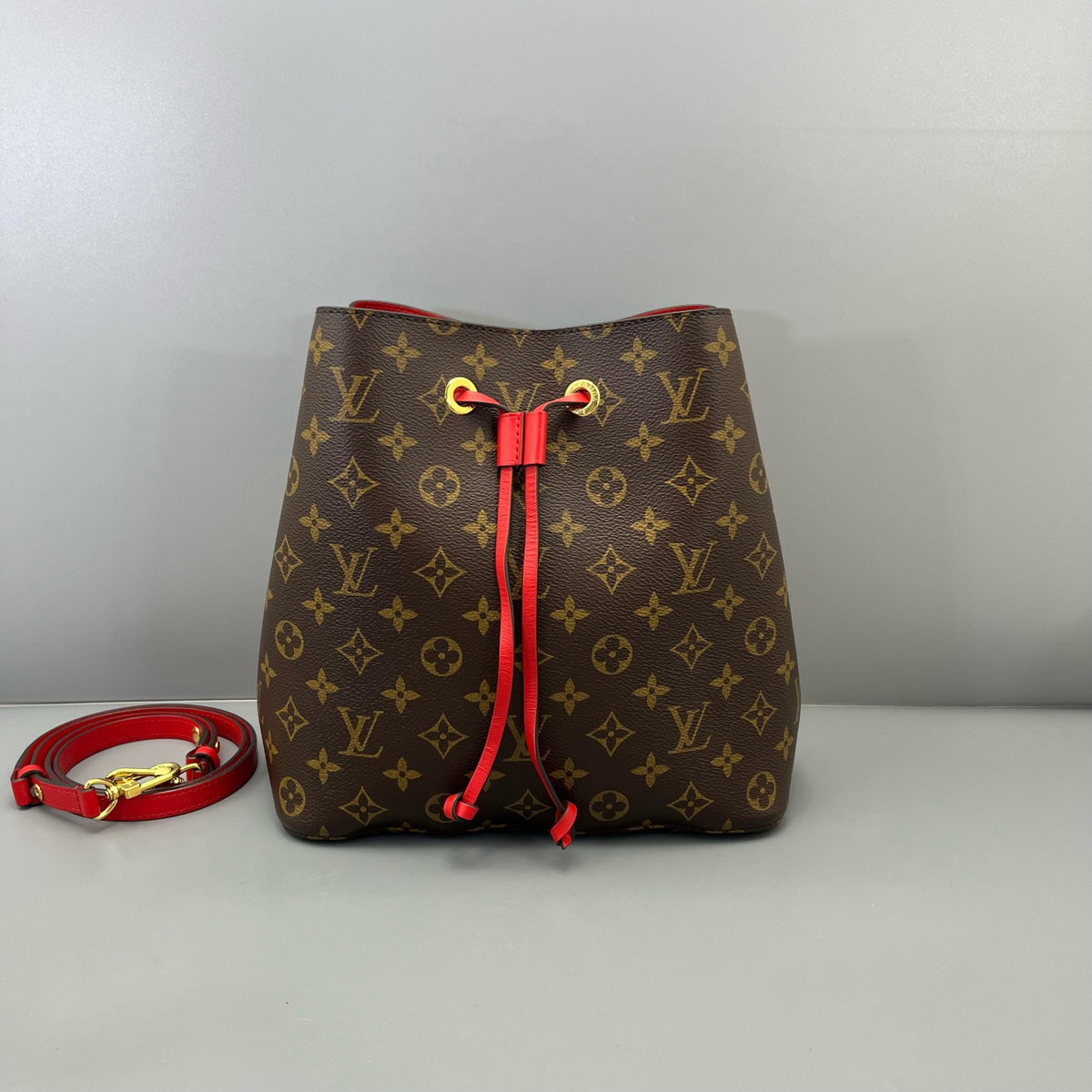 Louis Vuitton - NeoNoe - Synthetic - Brown - (medium)