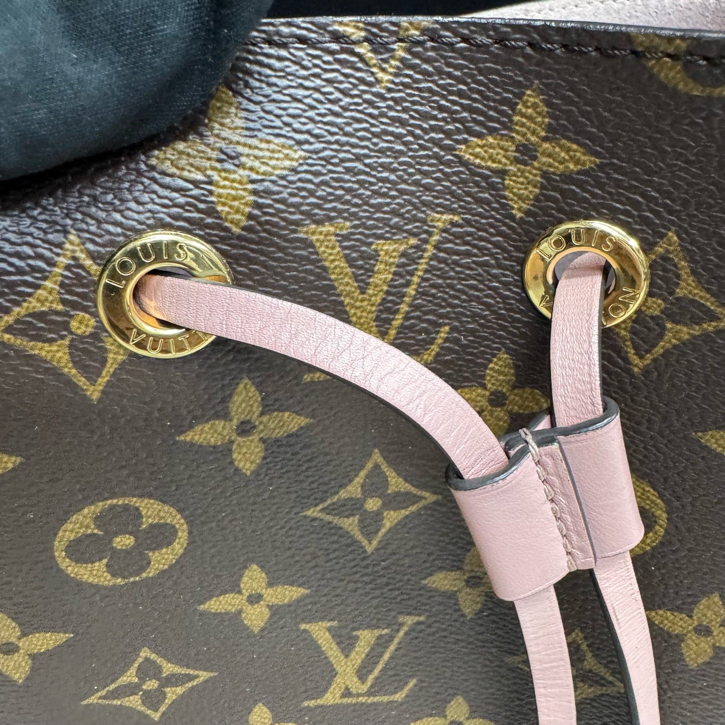 Louis Vuitton - Néonoé - Synthetic - Brown - (medium)