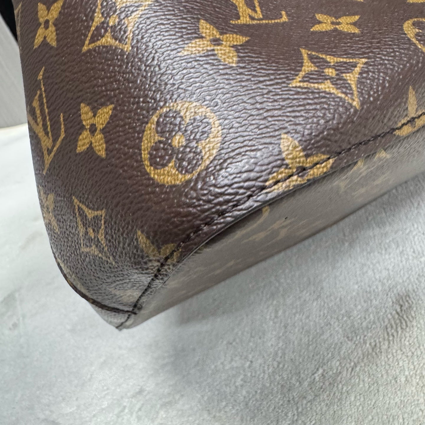 Louis Vuitton - Néonoé - Synthetic - Brown - (medium)