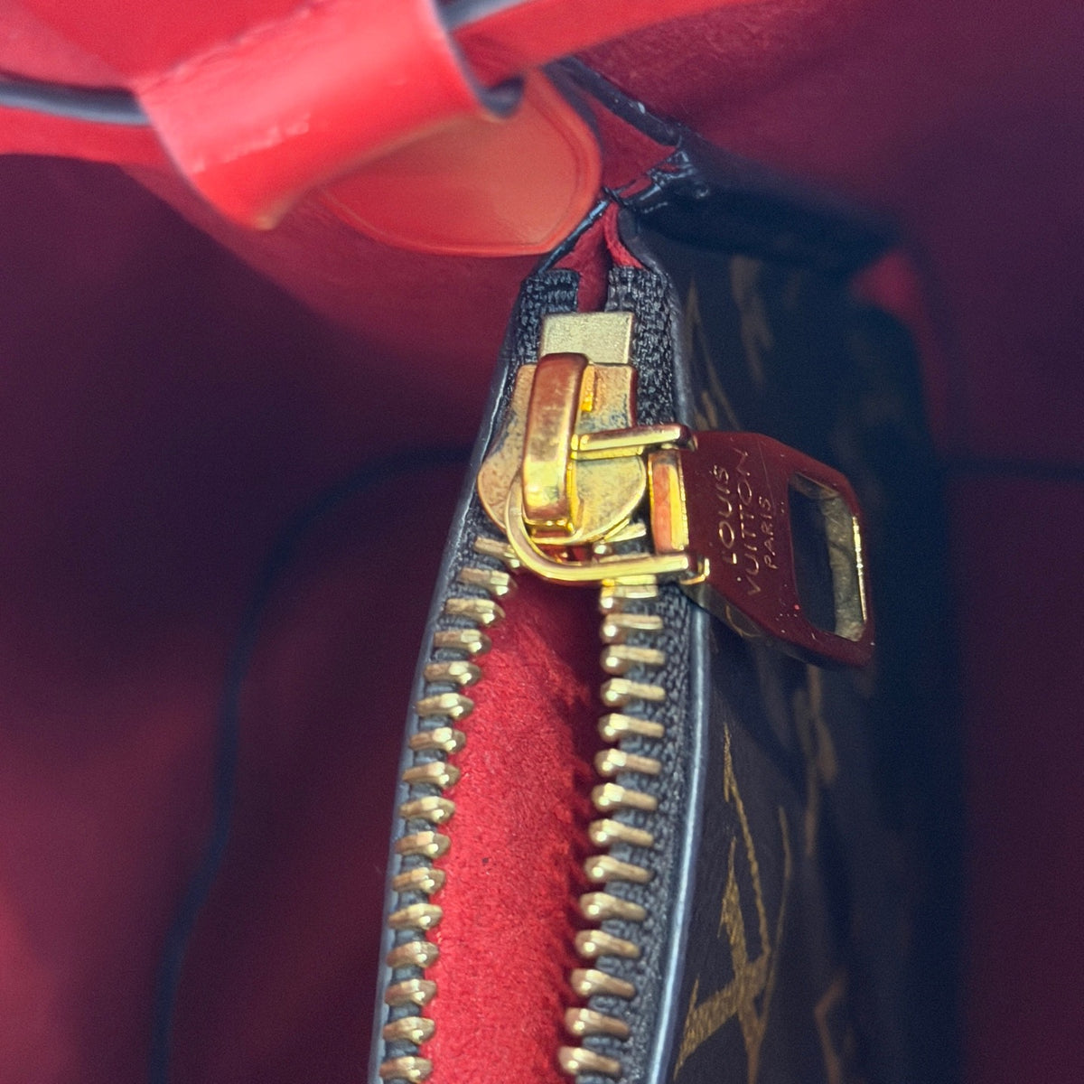 Louis Vuitton - NeoNoe - Synthetic - Red - (medium)