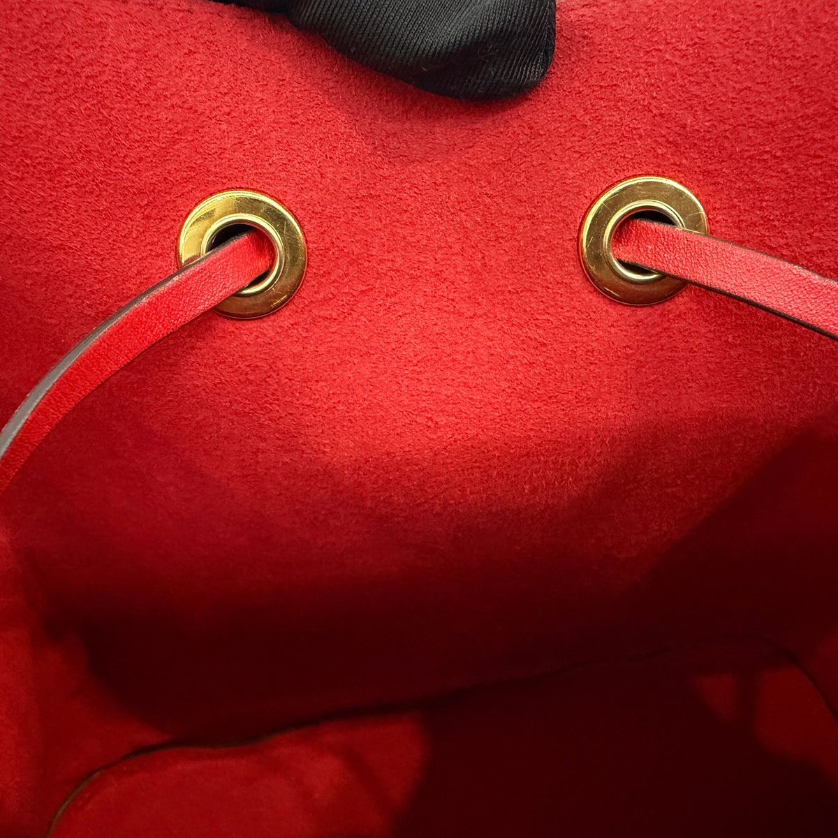 Louis Vuitton - NeoNoe - Synthetic - Red - (medium)