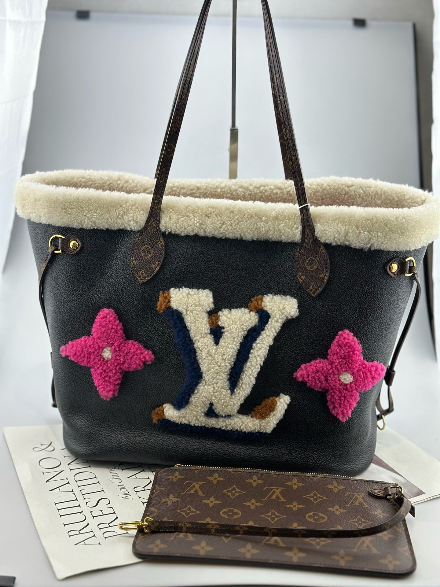 Louis Vuitton - Neverfull - Grained cowhide leather with wool and Monogram canvas trim - Black with multicolour wool accents and dark brown Monogram trim - (Medium)