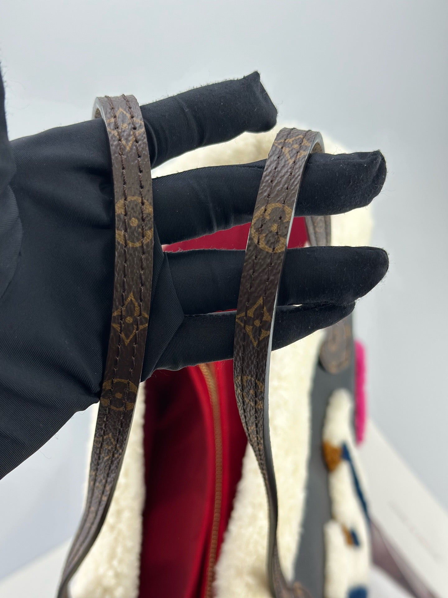 Louis Vuitton - Neverfull - Grained cowhide leather with wool and Monogram canvas trim - Black with multicolour wool accents and dark brown Monogram trim - (Medium)